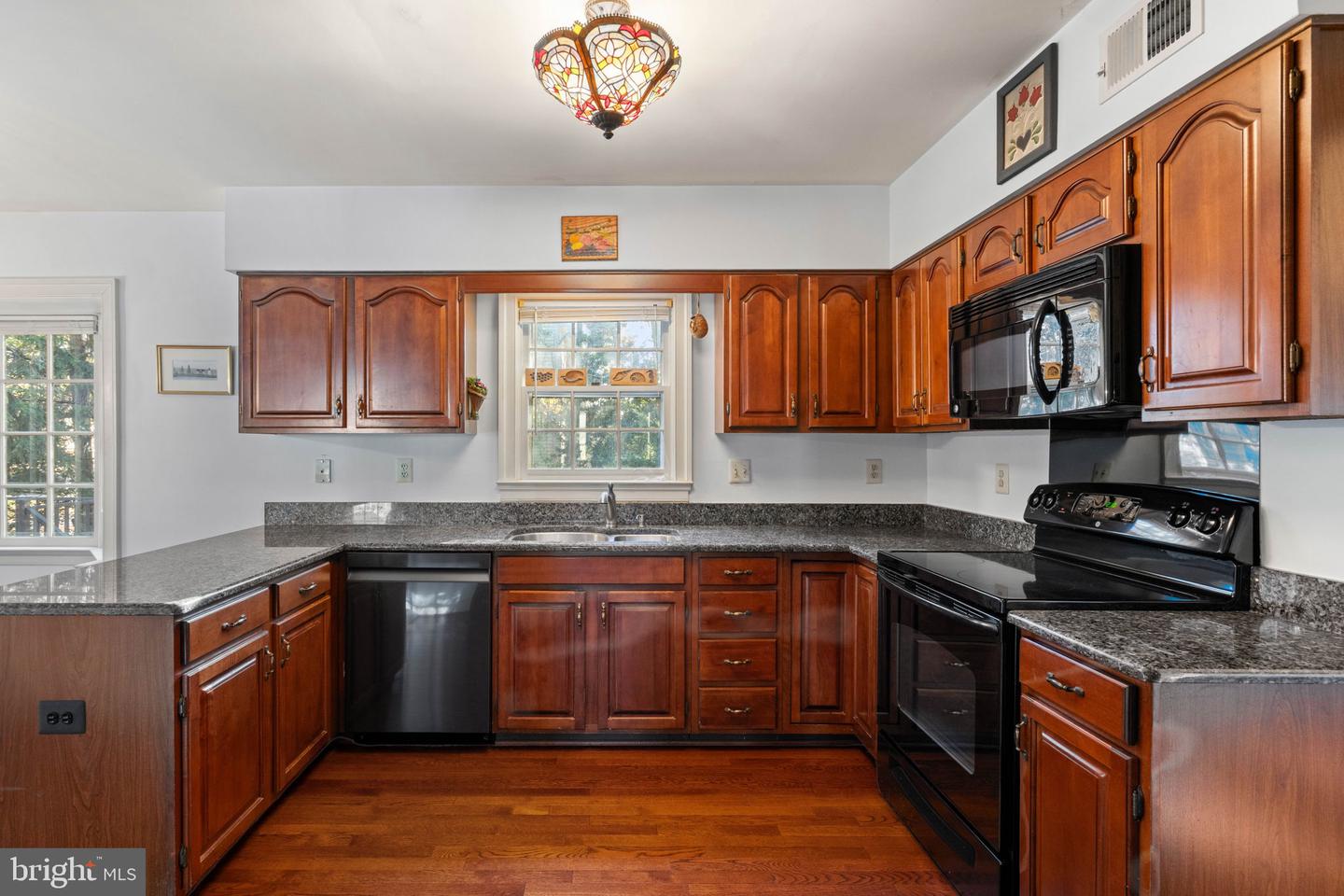 13813 FOGGY HILLS CT, CLIFTON, Virginia 20124, 4 Bedrooms Bedrooms, ,2 BathroomsBathrooms,Residential,For sale,13813 FOGGY HILLS CT,VAFX2276164 MLS # VAFX2276164 13813 FOGGY HILLS CT, CLIFTON, Virginia 20124, 4 Bedrooms Bedrooms, ,2 BathroomsBathrooms,Residential,For sale,13813 FOGGY HILLS CT,VAFX2276164 MLS # VAFX2276164