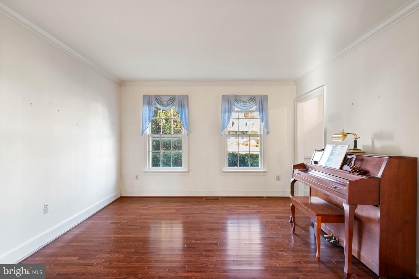 13813 FOGGY HILLS CT, CLIFTON, Virginia 20124, 4 Bedrooms Bedrooms, ,2 BathroomsBathrooms,Residential,For sale,13813 FOGGY HILLS CT,VAFX2276164 MLS # VAFX2276164 13813 FOGGY HILLS CT, CLIFTON, Virginia 20124, 4 Bedrooms Bedrooms, ,2 BathroomsBathrooms,Residential,For sale,13813 FOGGY HILLS CT,VAFX2276164 MLS # VAFX2276164