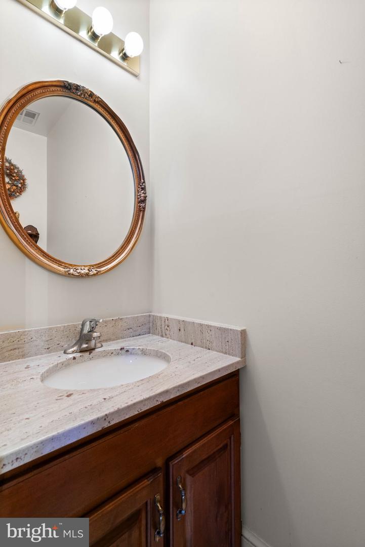 13813 FOGGY HILLS CT, CLIFTON, Virginia 20124, 4 Bedrooms Bedrooms, ,2 BathroomsBathrooms,Residential,For sale,13813 FOGGY HILLS CT,VAFX2276164 MLS # VAFX2276164 13813 FOGGY HILLS CT, CLIFTON, Virginia 20124, 4 Bedrooms Bedrooms, ,2 BathroomsBathrooms,Residential,For sale,13813 FOGGY HILLS CT,VAFX2276164 MLS # VAFX2276164