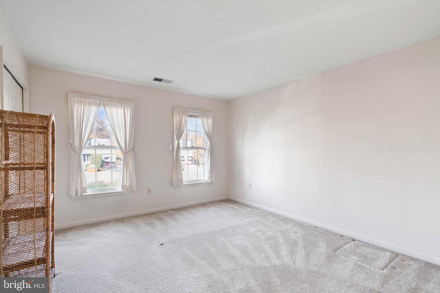 13813 FOGGY HILLS CT, CLIFTON, Virginia 20124, 4 Bedrooms Bedrooms, ,2 BathroomsBathrooms,Residential,For sale,13813 FOGGY HILLS CT,VAFX2276164 MLS # VAFX2276164 13813 FOGGY HILLS CT, CLIFTON, Virginia 20124, 4 Bedrooms Bedrooms, ,2 BathroomsBathrooms,Residential,For sale,13813 FOGGY HILLS CT,VAFX2276164 MLS # VAFX2276164