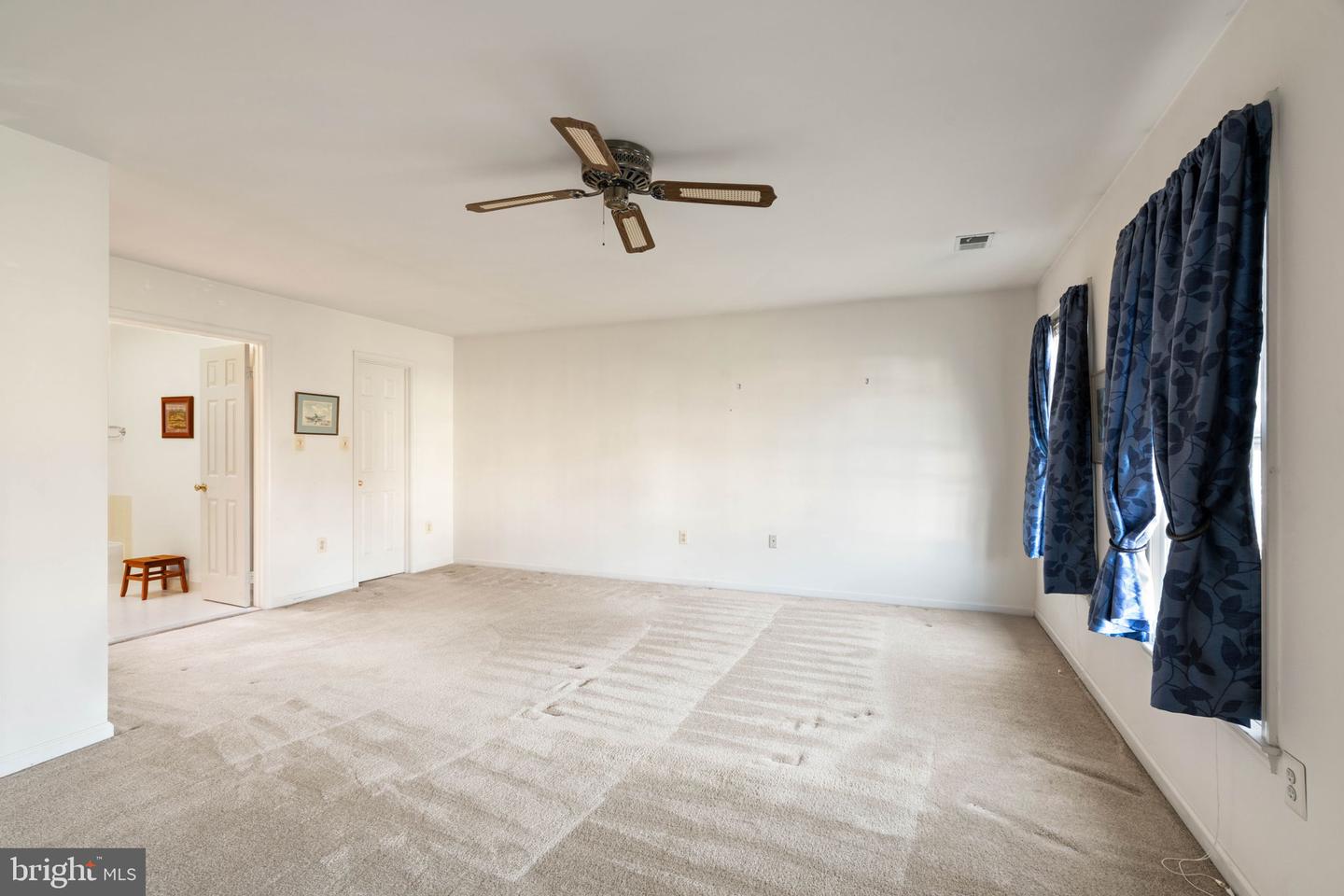 13813 FOGGY HILLS CT, CLIFTON, Virginia 20124, 4 Bedrooms Bedrooms, ,2 BathroomsBathrooms,Residential,For sale,13813 FOGGY HILLS CT,VAFX2276164 MLS # VAFX2276164 13813 FOGGY HILLS CT, CLIFTON, Virginia 20124, 4 Bedrooms Bedrooms, ,2 BathroomsBathrooms,Residential,For sale,13813 FOGGY HILLS CT,VAFX2276164 MLS # VAFX2276164