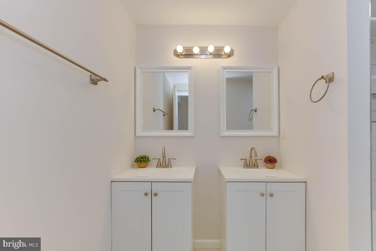 3024 BROOK BLVD, QUINTON, Virginia 23141, 4 Bedrooms Bedrooms, ,4 BathroomsBathrooms,Residential,For sale,3024 BROOK BLVD,VANK2000124 MLS # VANK2000124