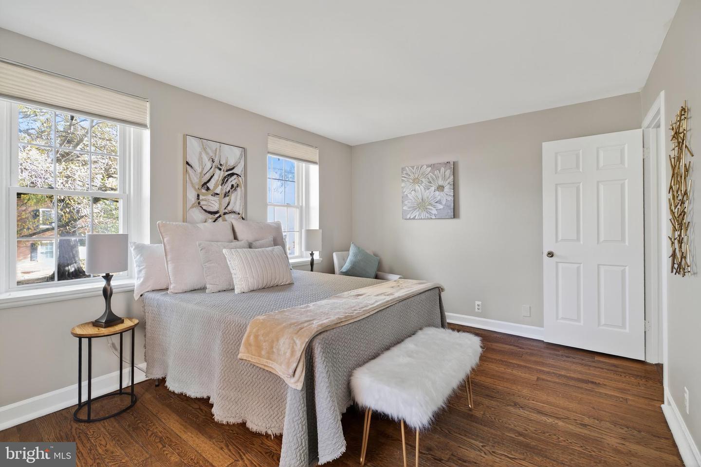 2942 S COLUMBUS ST #A2, ARLINGTON, Virginia 22206, 2 Bedrooms Bedrooms, ,2 BathroomsBathrooms,Residential,For sale,2942 S COLUMBUS ST #A2,VAAX2051268 MLS # VAAX2051268 2942 S COLUMBUS ST #A2, ARLINGTON, Virginia 22206, 2 Bedrooms Bedrooms, ,2 BathroomsBathrooms,Residential,For sale,2942 S COLUMBUS ST #A2,VAAX2051268 MLS # VAAX2051268