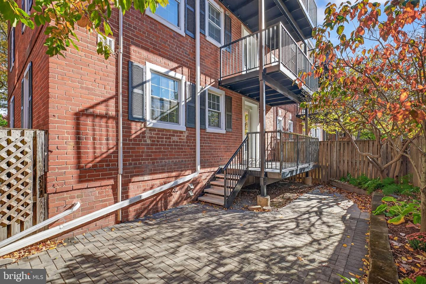 2942 S COLUMBUS ST #A2, ARLINGTON, Virginia 22206, 2 Bedrooms Bedrooms, ,2 BathroomsBathrooms,Residential,For sale,2942 S COLUMBUS ST #A2,VAAX2051268 MLS # VAAX2051268 2942 S COLUMBUS ST #A2, ARLINGTON, Virginia 22206, 2 Bedrooms Bedrooms, ,2 BathroomsBathrooms,Residential,For sale,2942 S COLUMBUS ST #A2,VAAX2051268 MLS # VAAX2051268