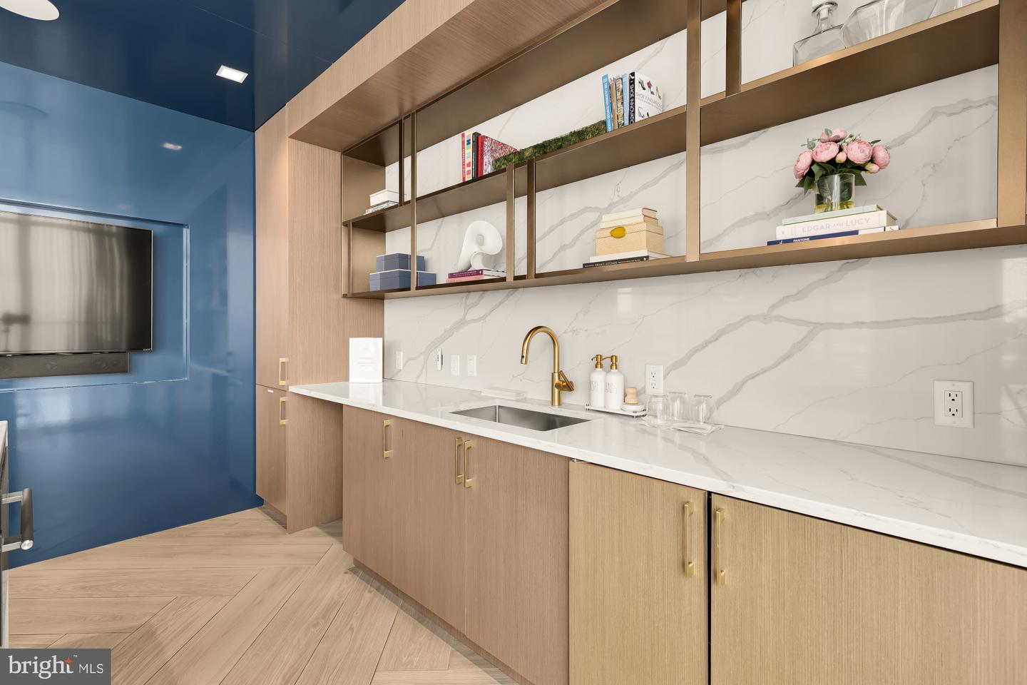 1201 N ROYAL ST #206, ALEXANDRIA, Virginia 22314, 2 Bedrooms Bedrooms, ,2 BathroomsBathrooms,Residential,For sale,1201 N ROYAL ST #206,VAAX2051270 MLS # VAAX2051270 1201 N ROYAL ST #206, ALEXANDRIA, Virginia 22314, 2 Bedrooms Bedrooms, ,2 BathroomsBathrooms,Residential,For sale,1201 N ROYAL ST #206,VAAX2051270 MLS # VAAX2051270