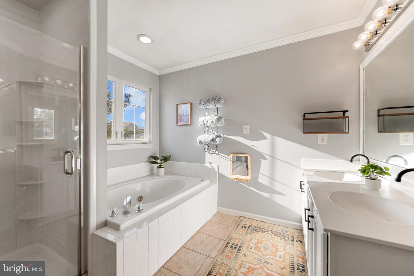 3744 SHANNONS GREEN WAY, ALEXANDRIA, Virginia 22309, 3 Bedrooms Bedrooms, ,2 BathroomsBathrooms,Residential,For sale,3744 SHANNONS GREEN WAY,VAFX2277118 MLS # VAFX2277118 3744 SHANNONS GREEN WAY, ALEXANDRIA, Virginia 22309, 3 Bedrooms Bedrooms, ,2 BathroomsBathrooms,Residential,For sale,3744 SHANNONS GREEN WAY,VAFX2277118 MLS # VAFX2277118