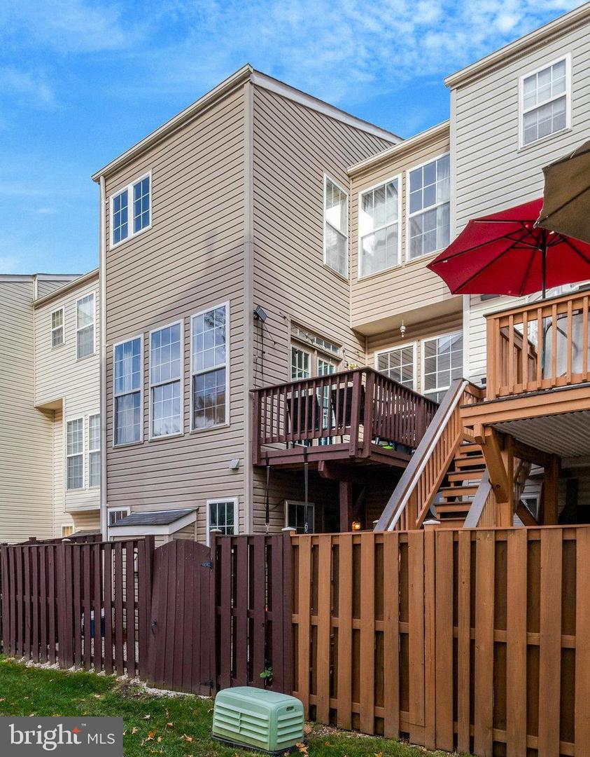 3744 SHANNONS GREEN WAY, ALEXANDRIA, Virginia 22309, 3 Bedrooms Bedrooms, ,2 BathroomsBathrooms,Residential,For sale,3744 SHANNONS GREEN WAY,VAFX2277118 MLS # VAFX2277118 3744 SHANNONS GREEN WAY, ALEXANDRIA, Virginia 22309, 3 Bedrooms Bedrooms, ,2 BathroomsBathrooms,Residential,For sale,3744 SHANNONS GREEN WAY,VAFX2277118 MLS # VAFX2277118