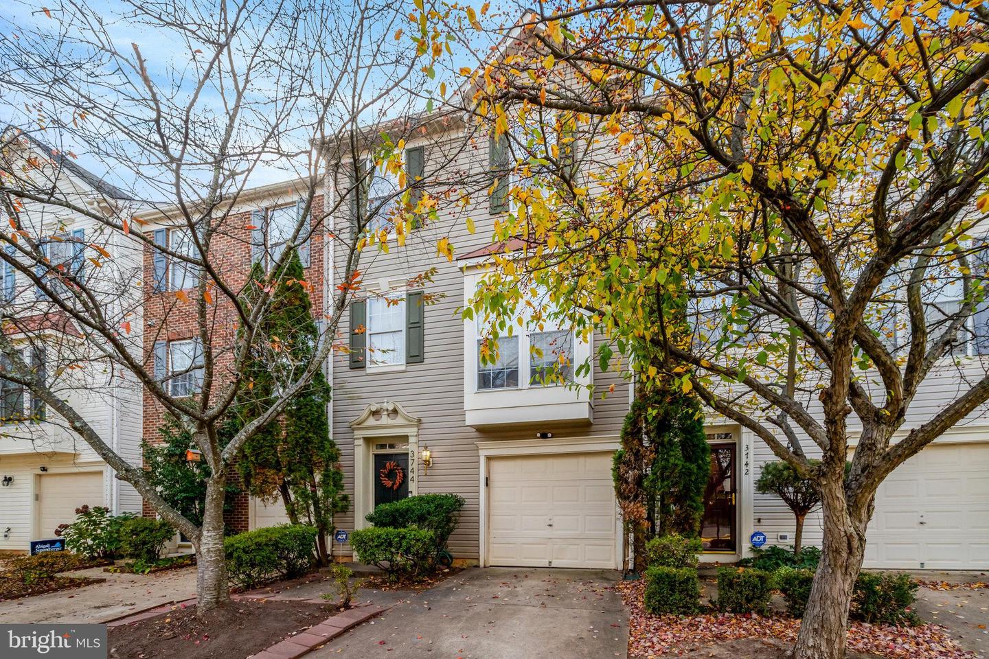 3744 SHANNONS GREEN WAY, ALEXANDRIA, Virginia 22309, 3 Bedrooms Bedrooms, ,2 BathroomsBathrooms,Residential,For sale,3744 SHANNONS GREEN WAY,VAFX2277118 MLS # VAFX2277118 3744 SHANNONS GREEN WAY, ALEXANDRIA, Virginia 22309, 3 Bedrooms Bedrooms, ,2 BathroomsBathrooms,Residential,For sale,3744 SHANNONS GREEN WAY,VAFX2277118 MLS # VAFX2277118
