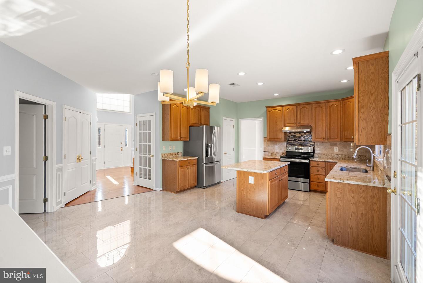 25416 CARRINGTON DR, CHANTILLY, Virginia 20152, 4 Bedrooms Bedrooms, ,3 BathroomsBathrooms,Residential,For sale,25416 CARRINGTON DR,VALO2110422 MLS # VALO2110422