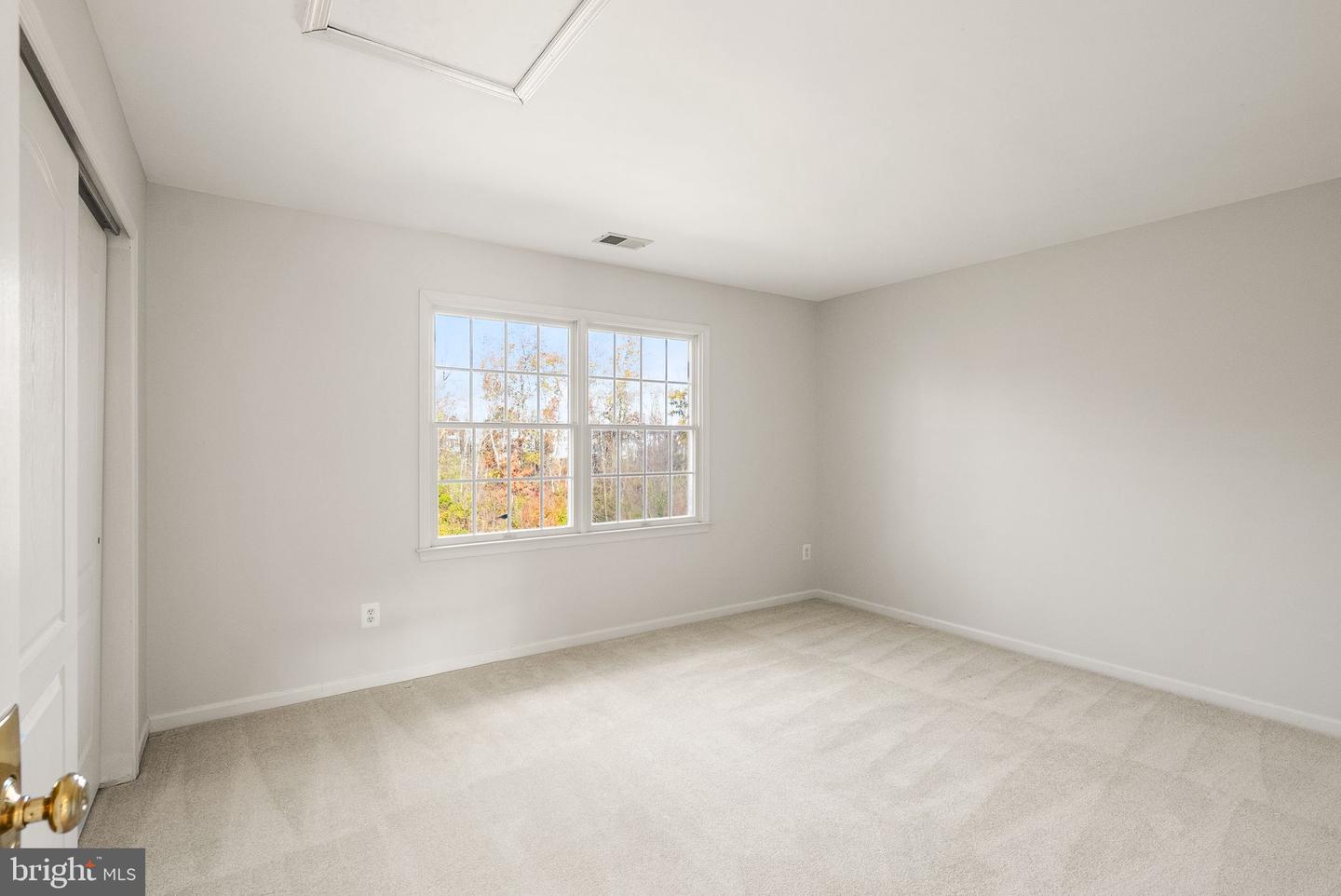 25416 CARRINGTON DR, CHANTILLY, Virginia 20152, 4 Bedrooms Bedrooms, ,3 BathroomsBathrooms,Residential,For sale,25416 CARRINGTON DR,VALO2110422 MLS # VALO2110422