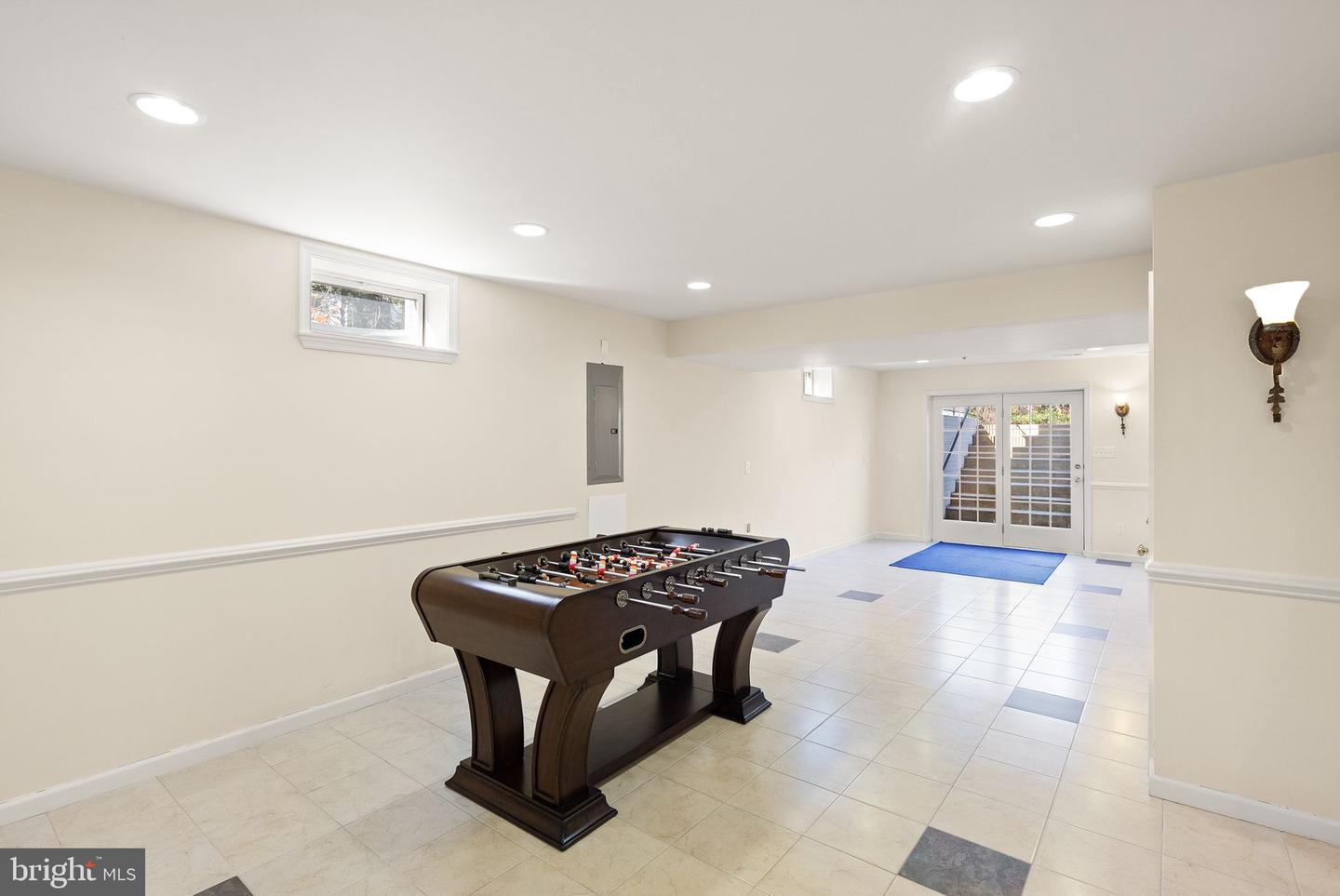 25416 CARRINGTON DR, CHANTILLY, Virginia 20152, 4 Bedrooms Bedrooms, ,3 BathroomsBathrooms,Residential,For sale,25416 CARRINGTON DR,VALO2110422 MLS # VALO2110422