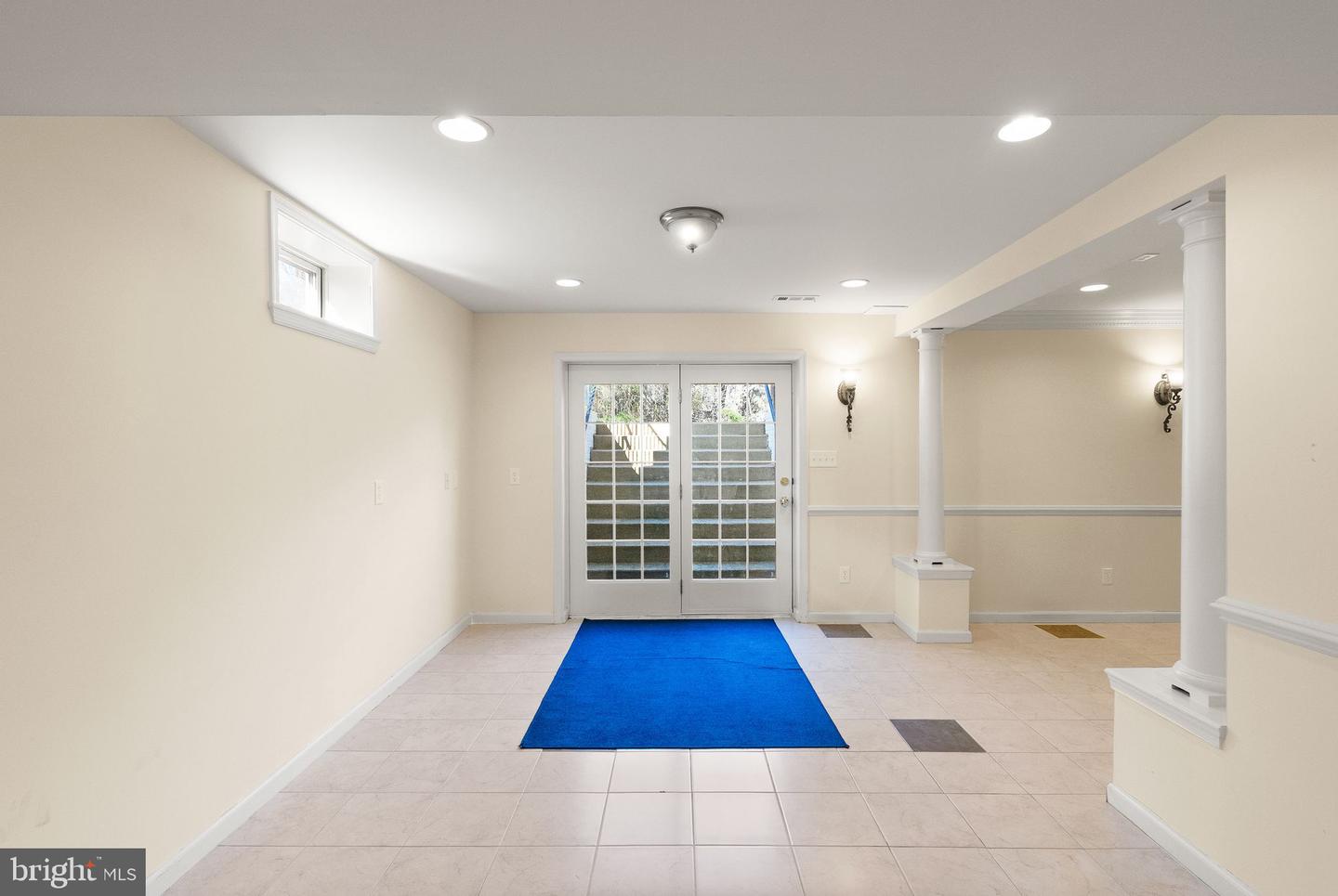 25416 CARRINGTON DR, CHANTILLY, Virginia 20152, 4 Bedrooms Bedrooms, ,3 BathroomsBathrooms,Residential,For sale,25416 CARRINGTON DR,VALO2110422 MLS # VALO2110422