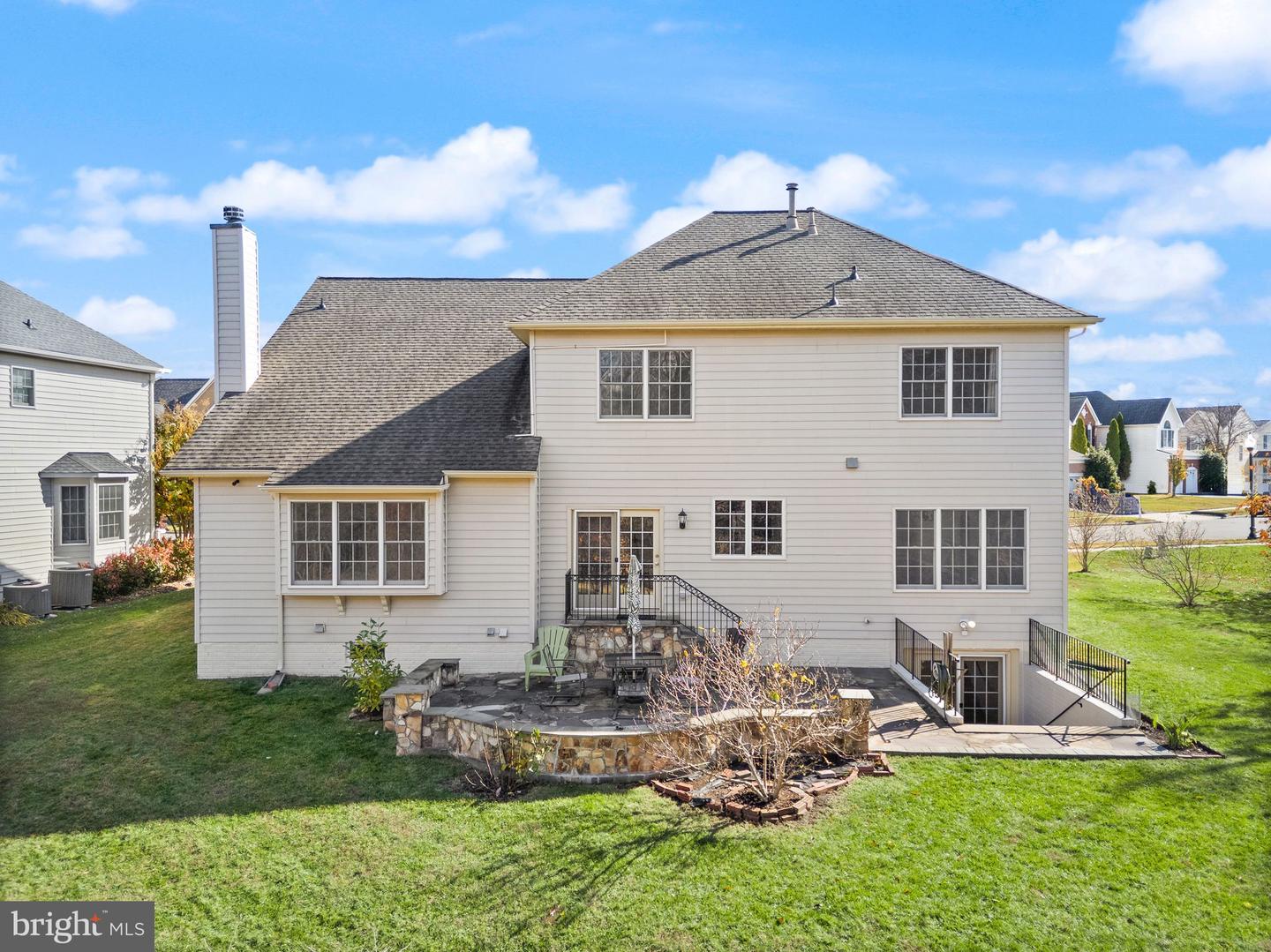 25416 CARRINGTON DR, CHANTILLY, Virginia 20152, 4 Bedrooms Bedrooms, ,3 BathroomsBathrooms,Residential,For sale,25416 CARRINGTON DR,VALO2110422 MLS # VALO2110422