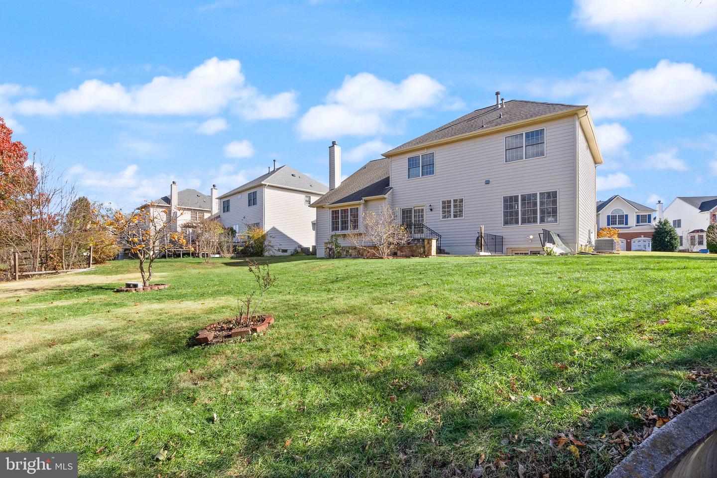 25416 CARRINGTON DR, CHANTILLY, Virginia 20152, 4 Bedrooms Bedrooms, ,3 BathroomsBathrooms,Residential,For sale,25416 CARRINGTON DR,VALO2110422 MLS # VALO2110422