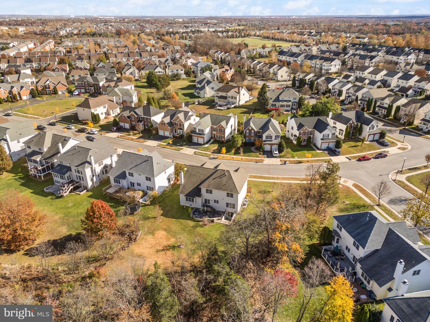 25416 CARRINGTON DR, CHANTILLY, Virginia 20152, 4 Bedrooms Bedrooms, ,3 BathroomsBathrooms,Residential,For sale,25416 CARRINGTON DR,VALO2110422 MLS # VALO2110422