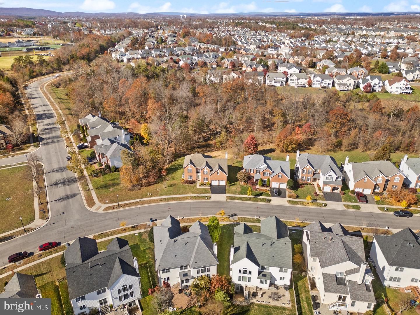 25416 CARRINGTON DR, CHANTILLY, Virginia 20152, 4 Bedrooms Bedrooms, ,3 BathroomsBathrooms,Residential,For sale,25416 CARRINGTON DR,VALO2110422 MLS # VALO2110422