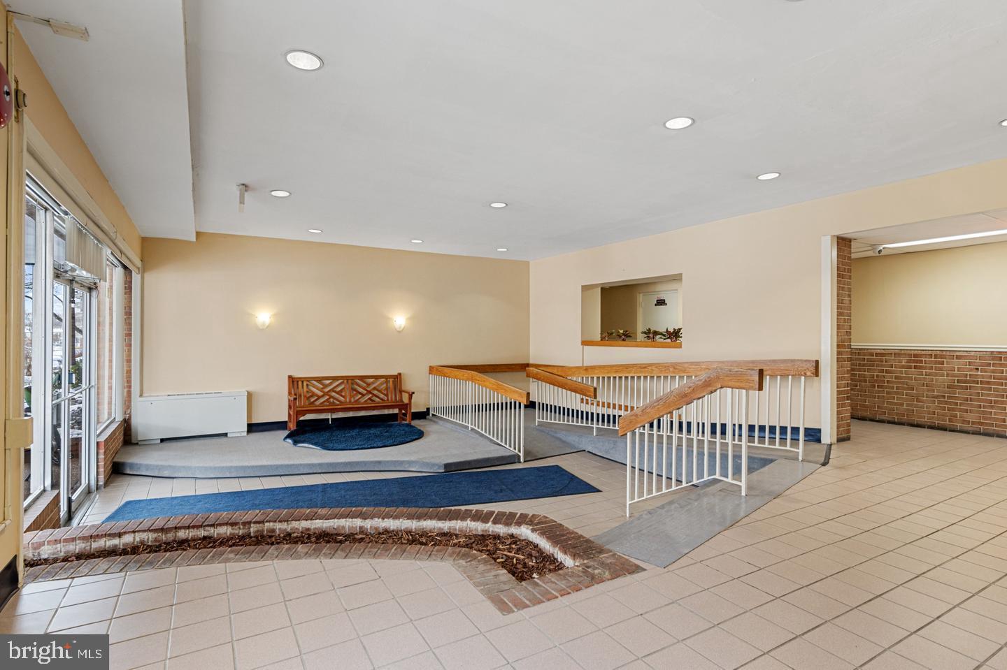 750 S DICKERSON ST #103, ARLINGTON, Virginia 22204, 1 Bedroom Bedrooms, ,1 BathroomBathrooms,Residential,For sale,750 S DICKERSON ST #103,VAAR2065650 MLS # VAAR2065650