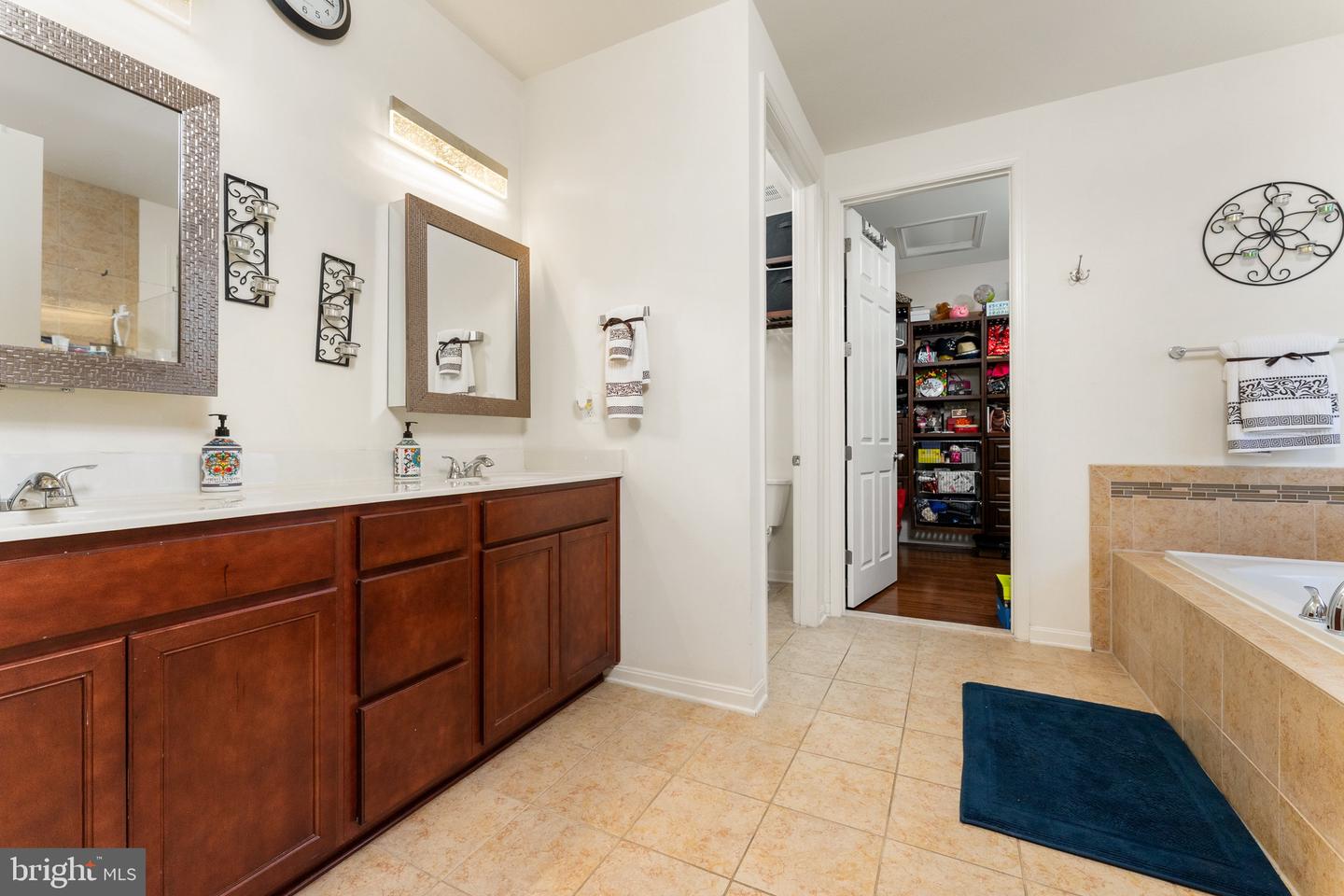 40736 WITHERSPOON CT, ALDIE, Virginia 20105, 4 Bedrooms Bedrooms, ,3 BathroomsBathrooms,Residential,For sale,40736 WITHERSPOON CT,VALO2110428 MLS # VALO2110428