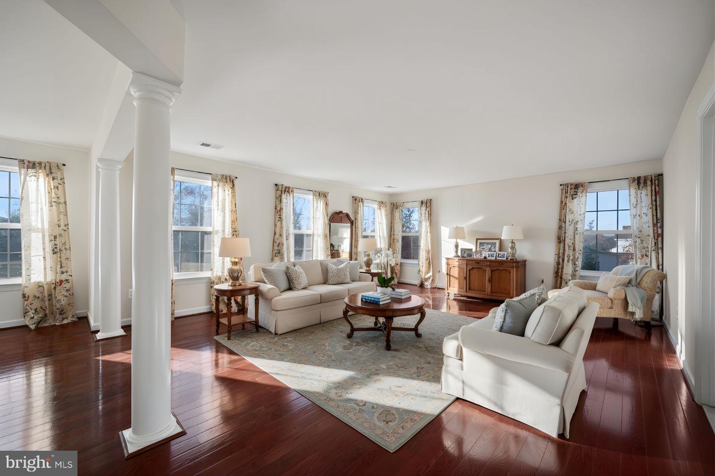 5051 RIDGE VIEW CT, JEFFERSONTON, Virginia 22724, 5 Bedrooms Bedrooms, ,3 BathroomsBathrooms,Residential,For sale,5051 RIDGE VIEW CT,VACU2011984 MLS # VACU2011984