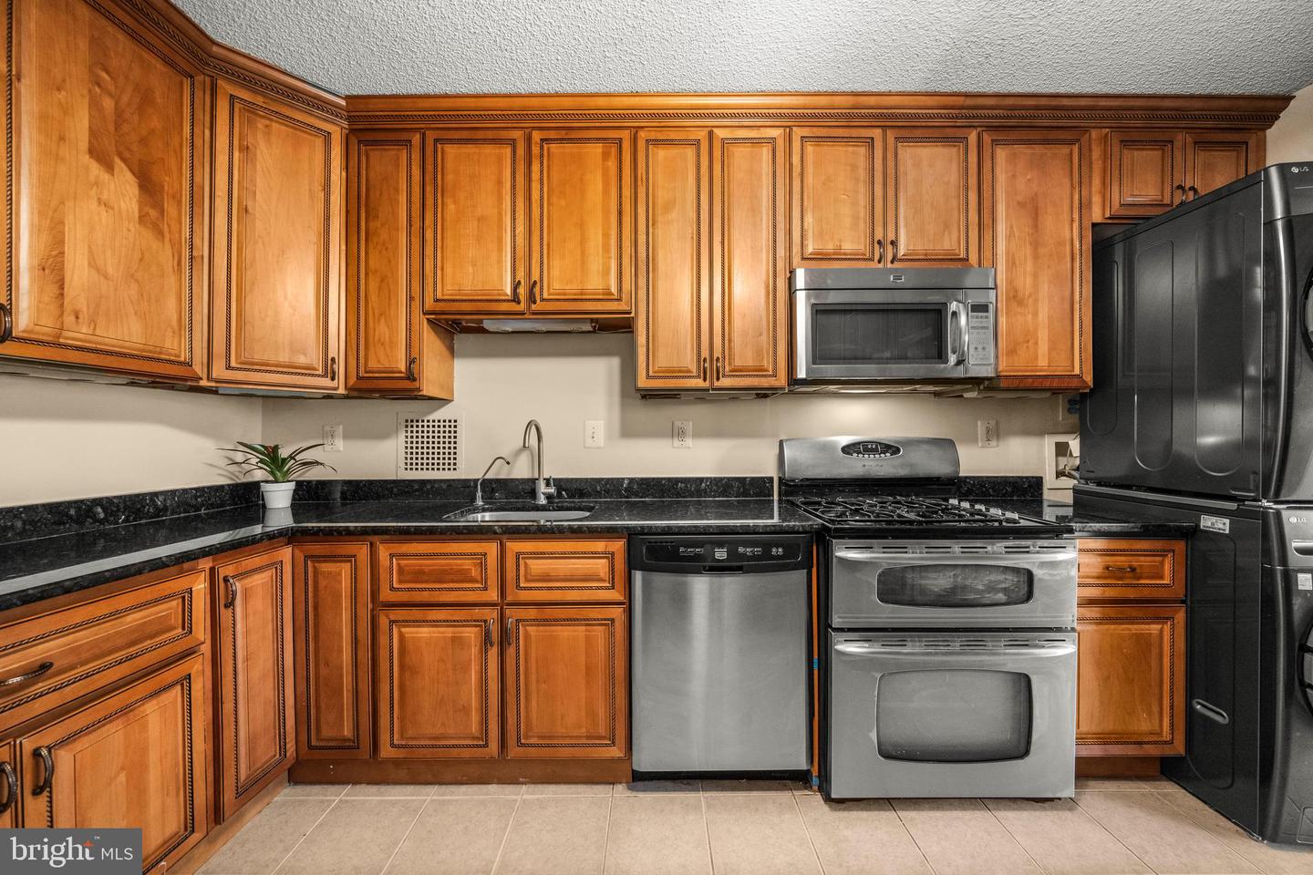 3701 S GEORGE MASON DR #304N, FALLS CHURCH, Virginia 22041, 1 Bedroom Bedrooms, ,1 BathroomBathrooms,Residential,For sale,3701 S GEORGE MASON DR #304N,VAFX2277584 MLS # VAFX2277584 3701 S GEORGE MASON DR #304N, FALLS CHURCH, Virginia 22041, 1 Bedroom Bedrooms, ,1 BathroomBathrooms,Residential,For sale,3701 S GEORGE MASON DR #304N,VAFX2277584 MLS # VAFX2277584