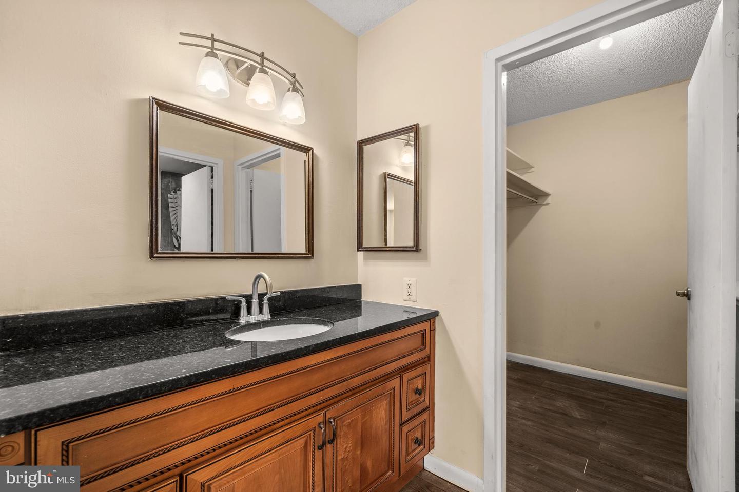3701 S GEORGE MASON DR #304N, FALLS CHURCH, Virginia 22041, 1 Bedroom Bedrooms, ,1 BathroomBathrooms,Residential,For sale,3701 S GEORGE MASON DR #304N,VAFX2277584 MLS # VAFX2277584 3701 S GEORGE MASON DR #304N, FALLS CHURCH, Virginia 22041, 1 Bedroom Bedrooms, ,1 BathroomBathrooms,Residential,For sale,3701 S GEORGE MASON DR #304N,VAFX2277584 MLS # VAFX2277584