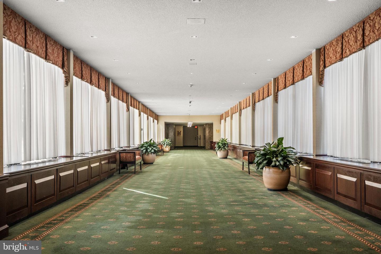 3701 S GEORGE MASON DR #304N, FALLS CHURCH, Virginia 22041, 1 Bedroom Bedrooms, ,1 BathroomBathrooms,Residential,For sale,3701 S GEORGE MASON DR #304N,VAFX2277584 MLS # VAFX2277584 3701 S GEORGE MASON DR #304N, FALLS CHURCH, Virginia 22041, 1 Bedroom Bedrooms, ,1 BathroomBathrooms,Residential,For sale,3701 S GEORGE MASON DR #304N,VAFX2277584 MLS # VAFX2277584