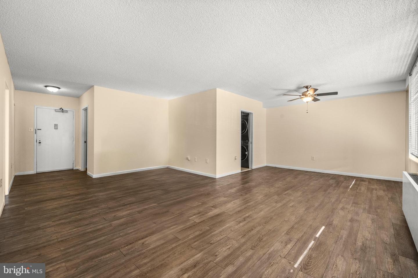 3701 S GEORGE MASON DR #304N, FALLS CHURCH, Virginia 22041, 1 Bedroom Bedrooms, ,1 BathroomBathrooms,Residential,For sale,3701 S GEORGE MASON DR #304N,VAFX2277584 MLS # VAFX2277584 3701 S GEORGE MASON DR #304N, FALLS CHURCH, Virginia 22041, 1 Bedroom Bedrooms, ,1 BathroomBathrooms,Residential,For sale,3701 S GEORGE MASON DR #304N,VAFX2277584 MLS # VAFX2277584