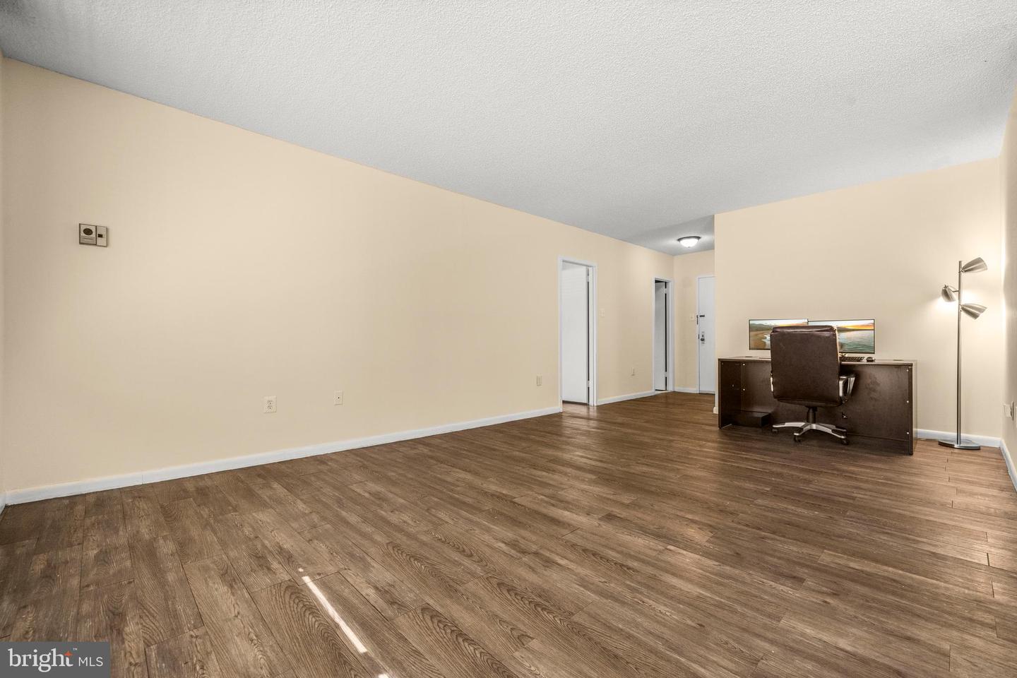 3701 S GEORGE MASON DR #304N, FALLS CHURCH, Virginia 22041, 1 Bedroom Bedrooms, ,1 BathroomBathrooms,Residential,For sale,3701 S GEORGE MASON DR #304N,VAFX2277584 MLS # VAFX2277584 3701 S GEORGE MASON DR #304N, FALLS CHURCH, Virginia 22041, 1 Bedroom Bedrooms, ,1 BathroomBathrooms,Residential,For sale,3701 S GEORGE MASON DR #304N,VAFX2277584 MLS # VAFX2277584