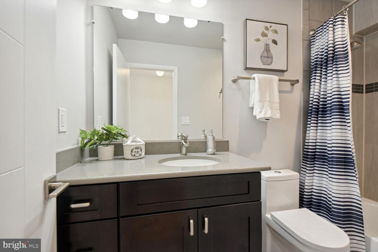 345 O ST SW, WASHINGTON, District Of Columbia 20024, 3 Bedrooms Bedrooms, ,2 BathroomsBathrooms,Residential,For sale,345 O ST SW,DCDC2230296 MLS # DCDC2230296 345 O ST SW, WASHINGTON, District Of Columbia 20024, 3 Bedrooms Bedrooms, ,2 BathroomsBathrooms,Residential,For sale,345 O ST SW,DCDC2230296 MLS # DCDC2230296