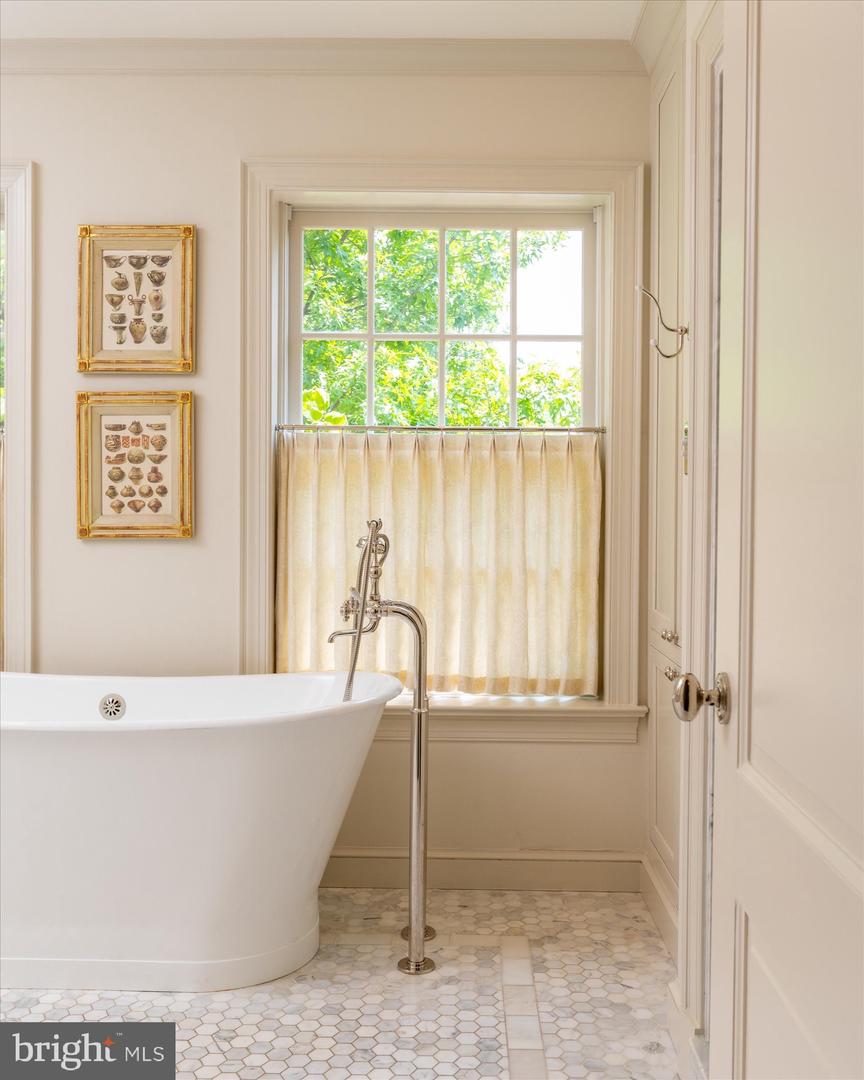 1642 35TH ST NW, WASHINGTON, District Of Columbia 20007, 5 Bedrooms Bedrooms, ,5 BathroomsBathrooms,Residential,For sale,1642 35TH ST NW,DCDC2230372 MLS # DCDC2230372 1642 35TH ST NW, WASHINGTON, District Of Columbia 20007, 5 Bedrooms Bedrooms, ,5 BathroomsBathrooms,Residential,For sale,1642 35TH ST NW,DCDC2230372 MLS # DCDC2230372