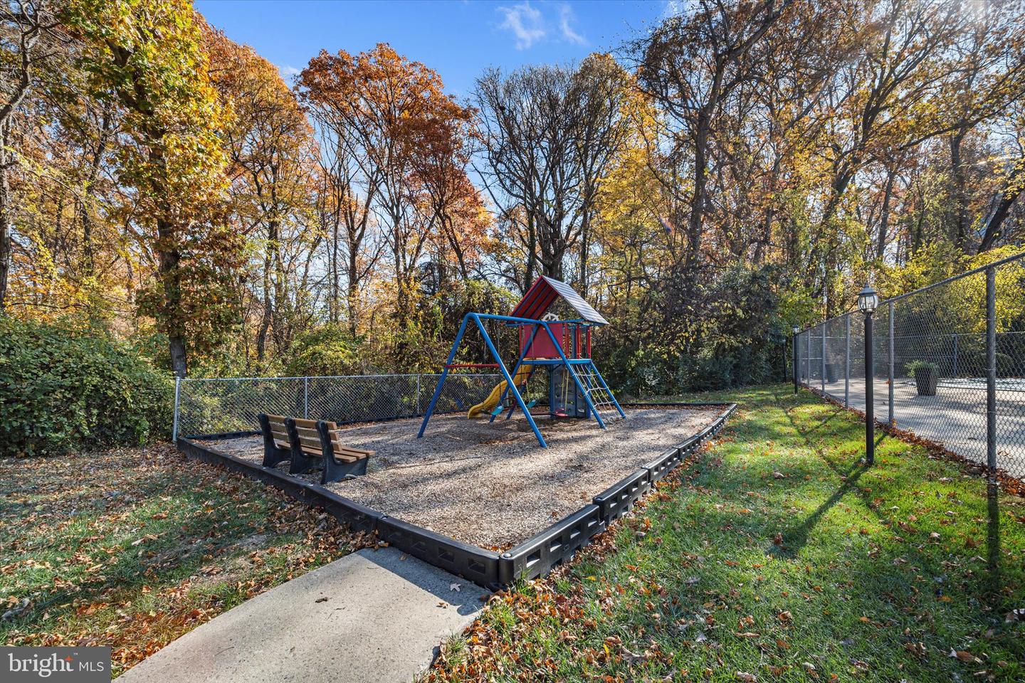 3961 LYNDHURST DR #103, FAIRFAX, Virginia 22031, 2 Bedrooms Bedrooms, ,1 BathroomBathrooms,Residential,For sale,3961 LYNDHURST DR #103,VAFC2007298 MLS # VAFC2007298 3961 LYNDHURST DR #103, FAIRFAX, Virginia 22031, 2 Bedrooms Bedrooms, ,1 BathroomBathrooms,Residential,For sale,3961 LYNDHURST DR #103,VAFC2007298 MLS # VAFC2007298