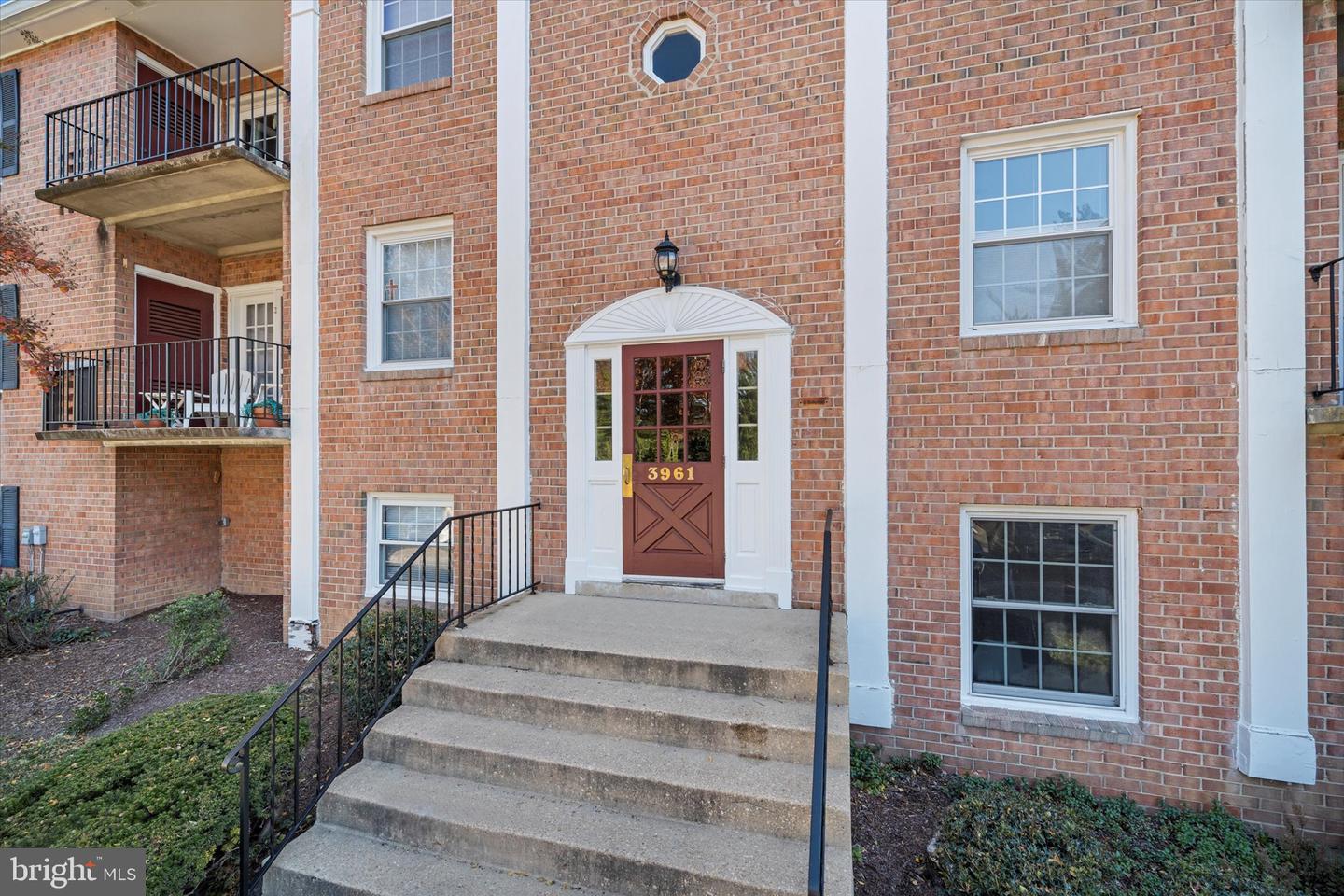 3961 LYNDHURST DR #103, FAIRFAX, Virginia 22031, 2 Bedrooms Bedrooms, ,1 BathroomBathrooms,Residential,For sale,3961 LYNDHURST DR #103,VAFC2007298 MLS # VAFC2007298 3961 LYNDHURST DR #103, FAIRFAX, Virginia 22031, 2 Bedrooms Bedrooms, ,1 BathroomBathrooms,Residential,For sale,3961 LYNDHURST DR #103,VAFC2007298 MLS # VAFC2007298