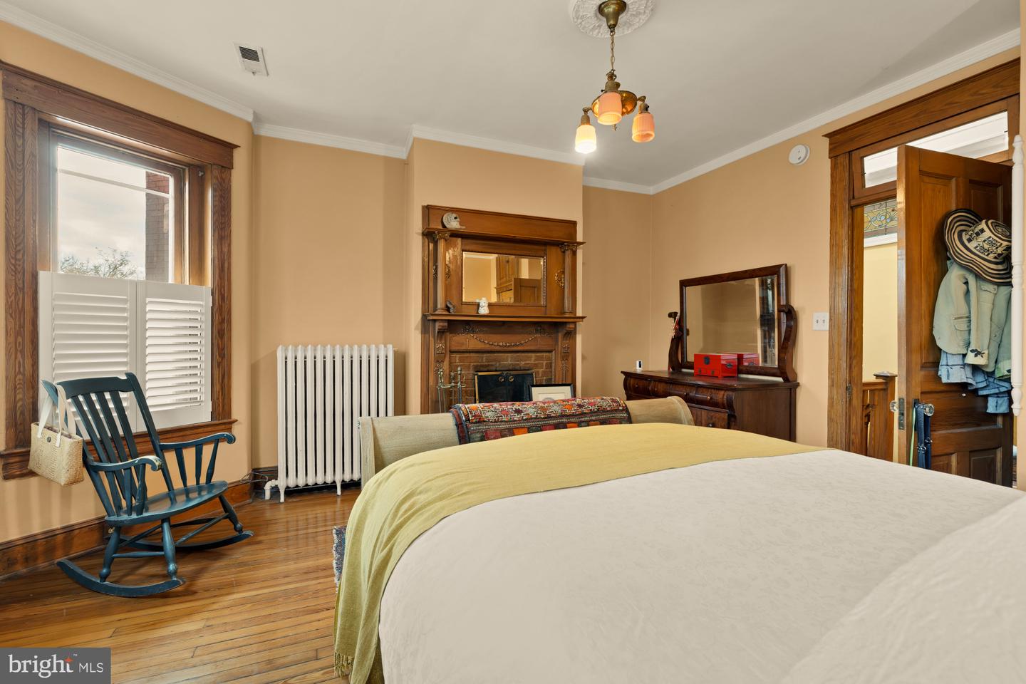 543 11TH ST SE, WASHINGTON, District Of Columbia 20003, 3 Bedrooms Bedrooms, ,2 BathroomsBathrooms,Residential,For sale,543 11TH ST SE,DCDC2230534 MLS # DCDC2230534