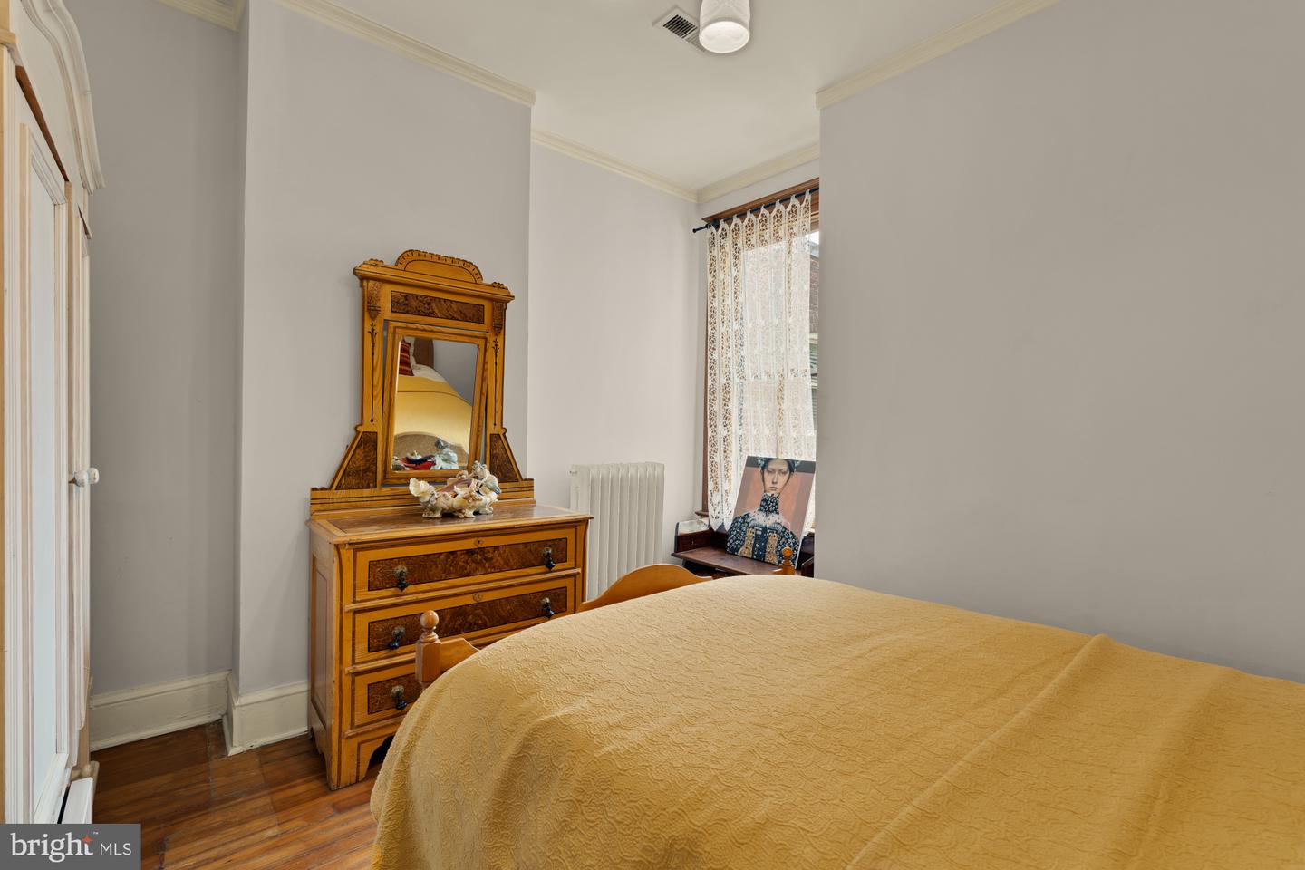 543 11TH ST SE, WASHINGTON, District Of Columbia 20003, 3 Bedrooms Bedrooms, ,2 BathroomsBathrooms,Residential,For sale,543 11TH ST SE,DCDC2230534 MLS # DCDC2230534