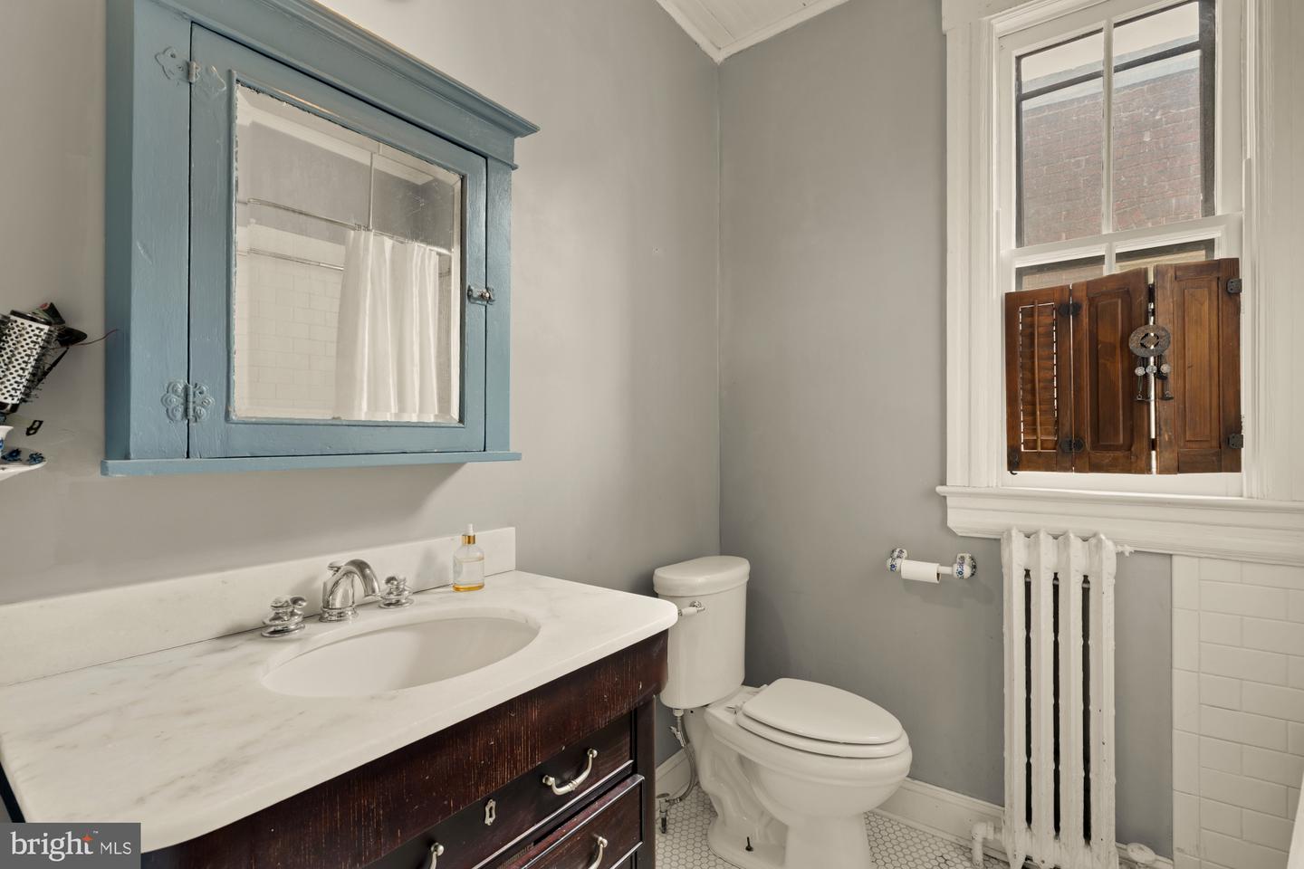 543 11TH ST SE, WASHINGTON, District Of Columbia 20003, 3 Bedrooms Bedrooms, ,2 BathroomsBathrooms,Residential,For sale,543 11TH ST SE,DCDC2230534 MLS # DCDC2230534