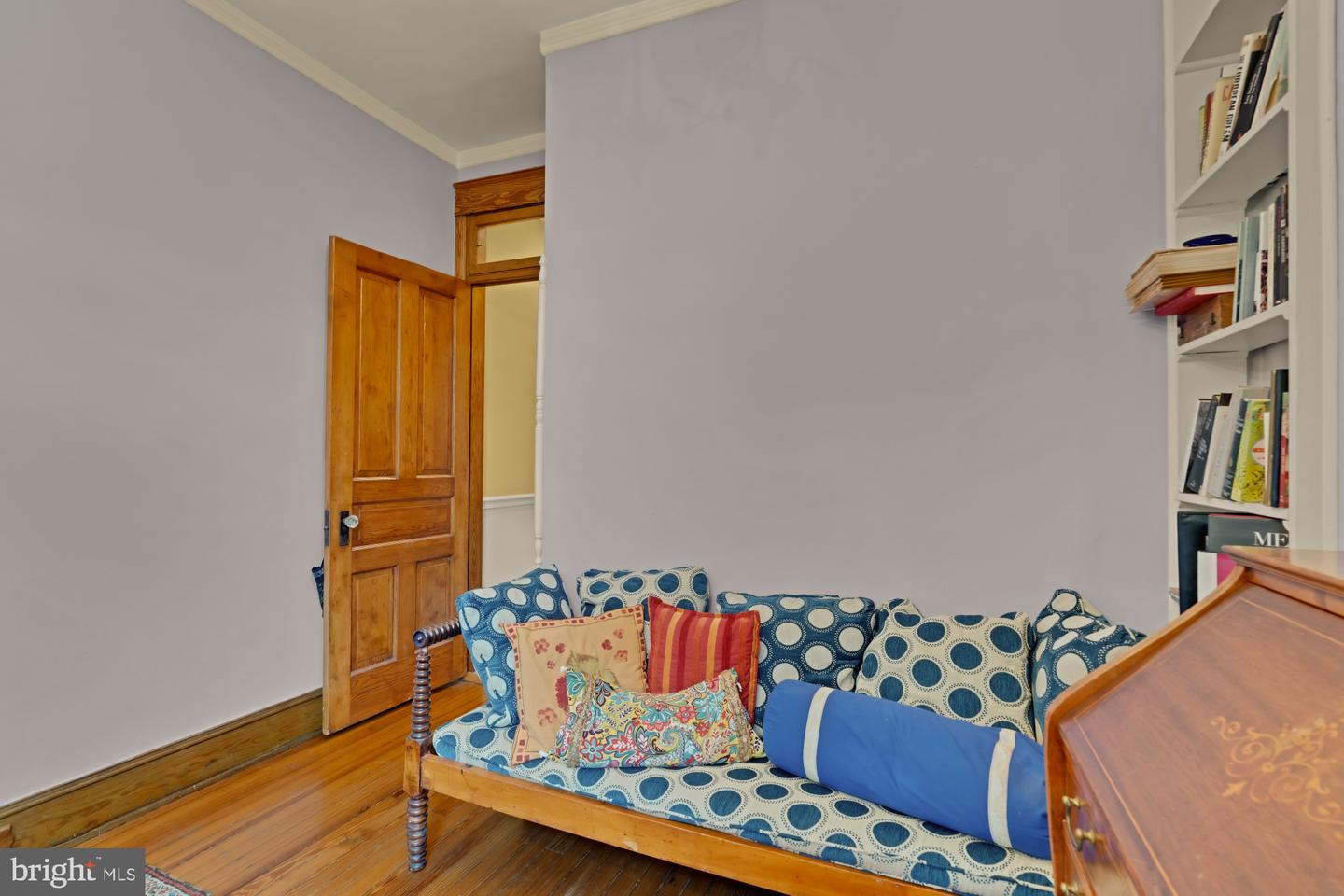 543 11TH ST SE, WASHINGTON, District Of Columbia 20003, 3 Bedrooms Bedrooms, ,2 BathroomsBathrooms,Residential,For sale,543 11TH ST SE,DCDC2230534 MLS # DCDC2230534