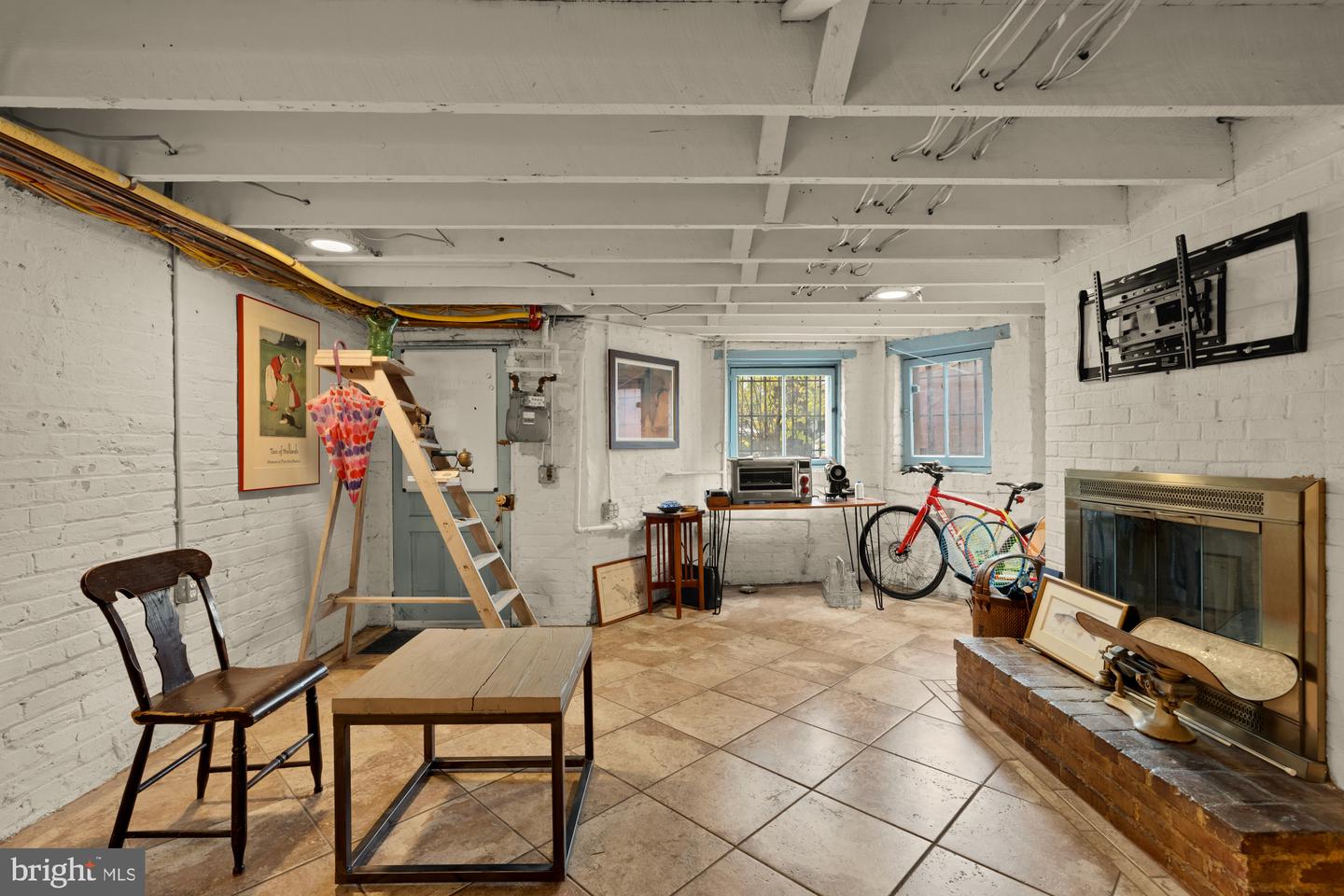 543 11TH ST SE, WASHINGTON, District Of Columbia 20003, 3 Bedrooms Bedrooms, ,2 BathroomsBathrooms,Residential,For sale,543 11TH ST SE,DCDC2230534 MLS # DCDC2230534