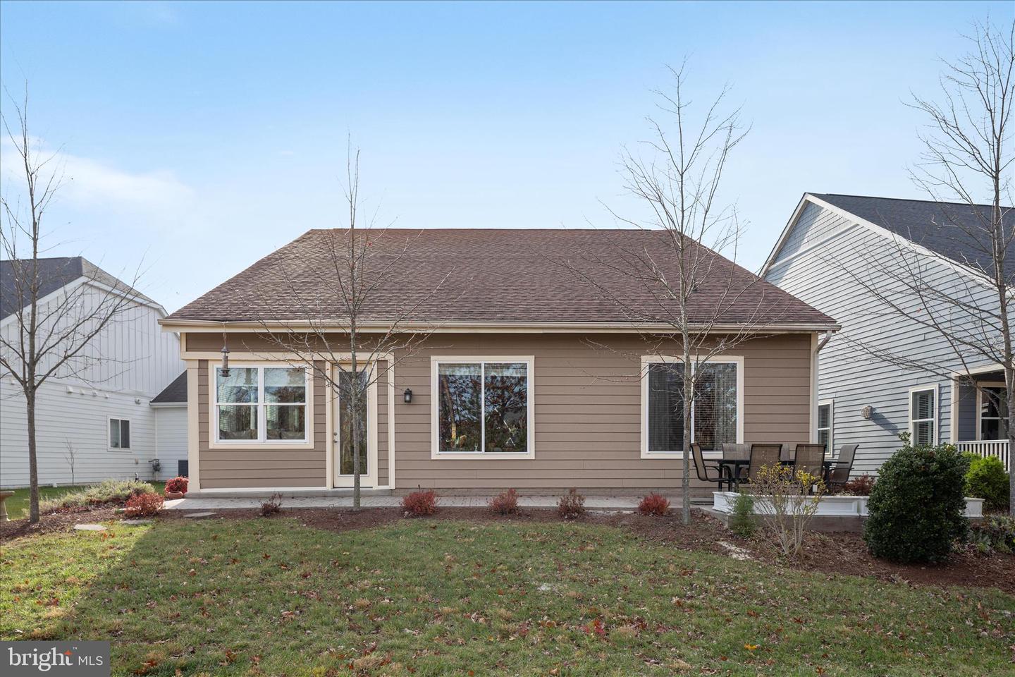 129 TOWHEE DR, LAKE FREDERICK, Virginia 22630, 3 Bedrooms Bedrooms, ,2 BathroomsBathrooms,Residential,For sale,129 TOWHEE DR,VAFV2037886 MLS # VAFV2037886