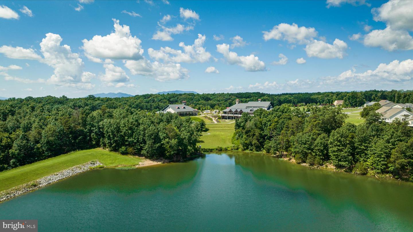 129 TOWHEE DR, LAKE FREDERICK, Virginia 22630, 3 Bedrooms Bedrooms, ,2 BathroomsBathrooms,Residential,For sale,129 TOWHEE DR,VAFV2037886 MLS # VAFV2037886