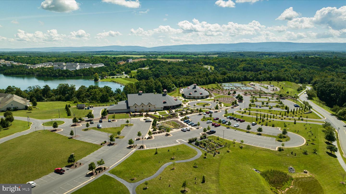 129 TOWHEE DR, LAKE FREDERICK, Virginia 22630, 3 Bedrooms Bedrooms, ,2 BathroomsBathrooms,Residential,For sale,129 TOWHEE DR,VAFV2037886 MLS # VAFV2037886