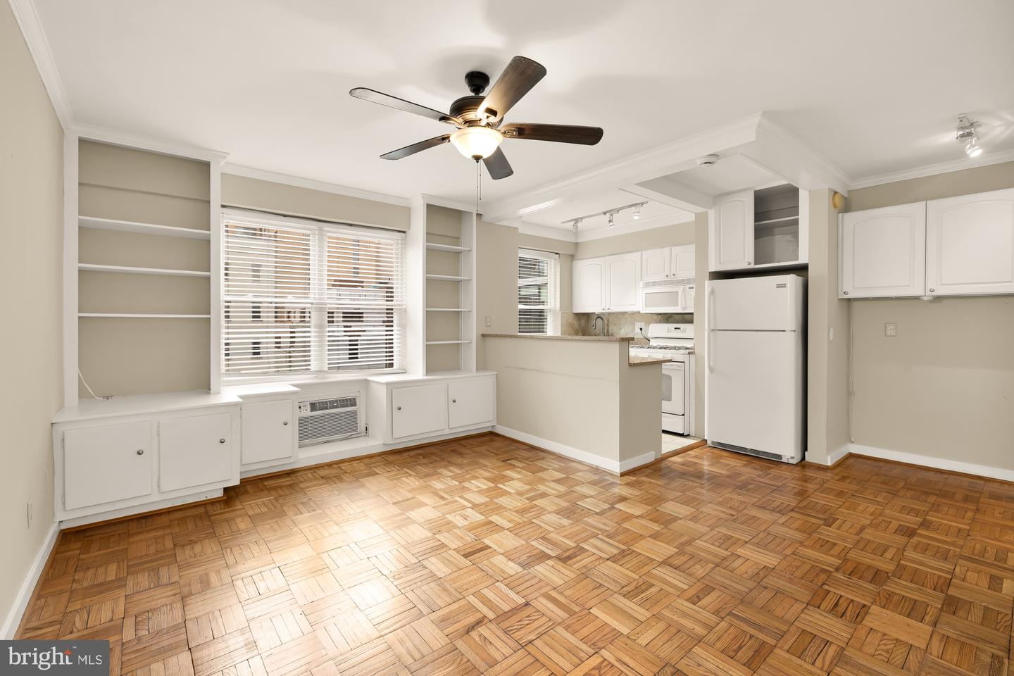 2130 N ST NW #407, WASHINGTON, District Of Columbia 20037, ,1 BathroomBathrooms,Residential,For sale,2130 N ST NW #407,DCDC2230548 MLS # DCDC2230548