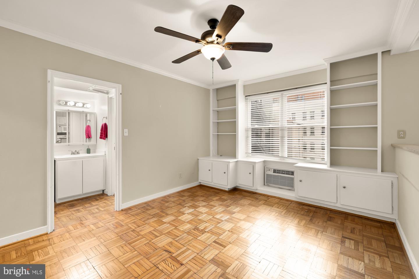 2130 N ST NW #407, WASHINGTON, District Of Columbia 20037, ,1 BathroomBathrooms,Residential,For sale,2130 N ST NW #407,DCDC2230548 MLS # DCDC2230548