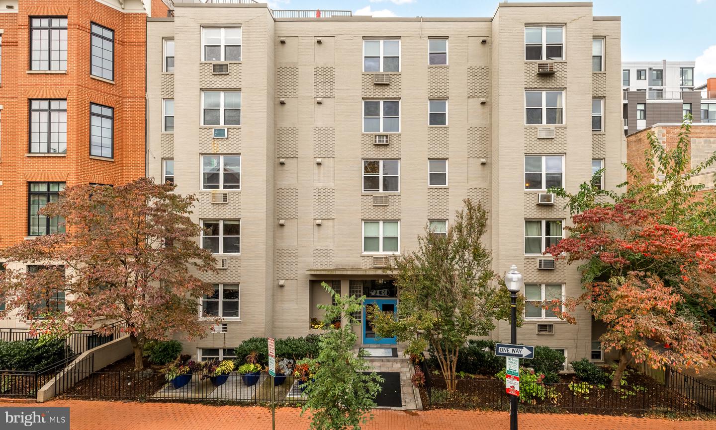 2130 N ST NW #407, WASHINGTON, District Of Columbia 20037, ,1 BathroomBathrooms,Residential,For sale,2130 N ST NW #407,DCDC2230548 MLS # DCDC2230548