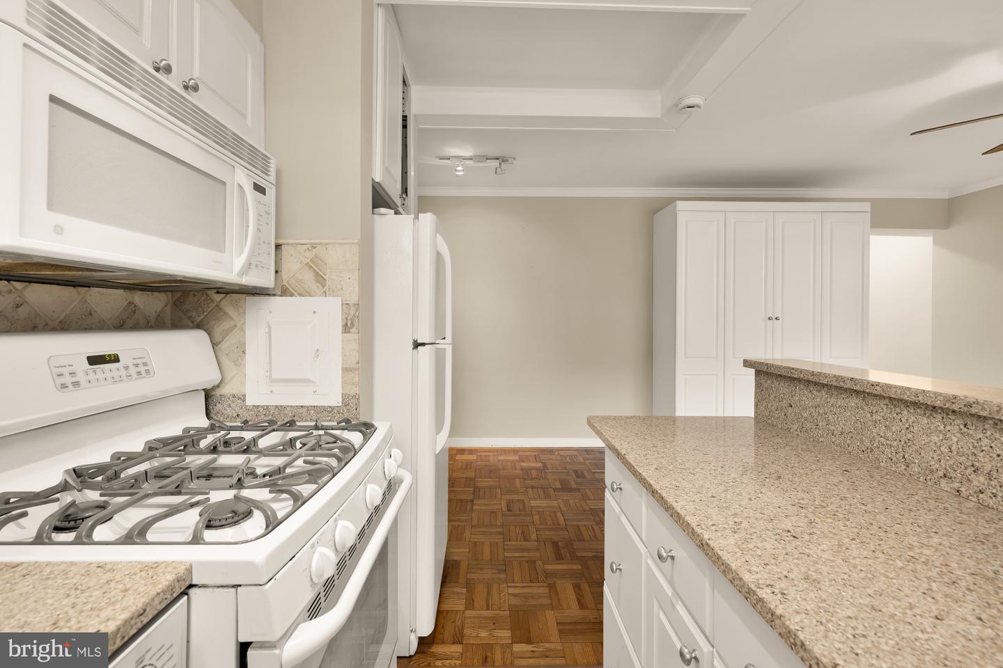 2130 N ST NW #407, WASHINGTON, District Of Columbia 20037, ,1 BathroomBathrooms,Residential,For sale,2130 N ST NW #407,DCDC2230548 MLS # DCDC2230548