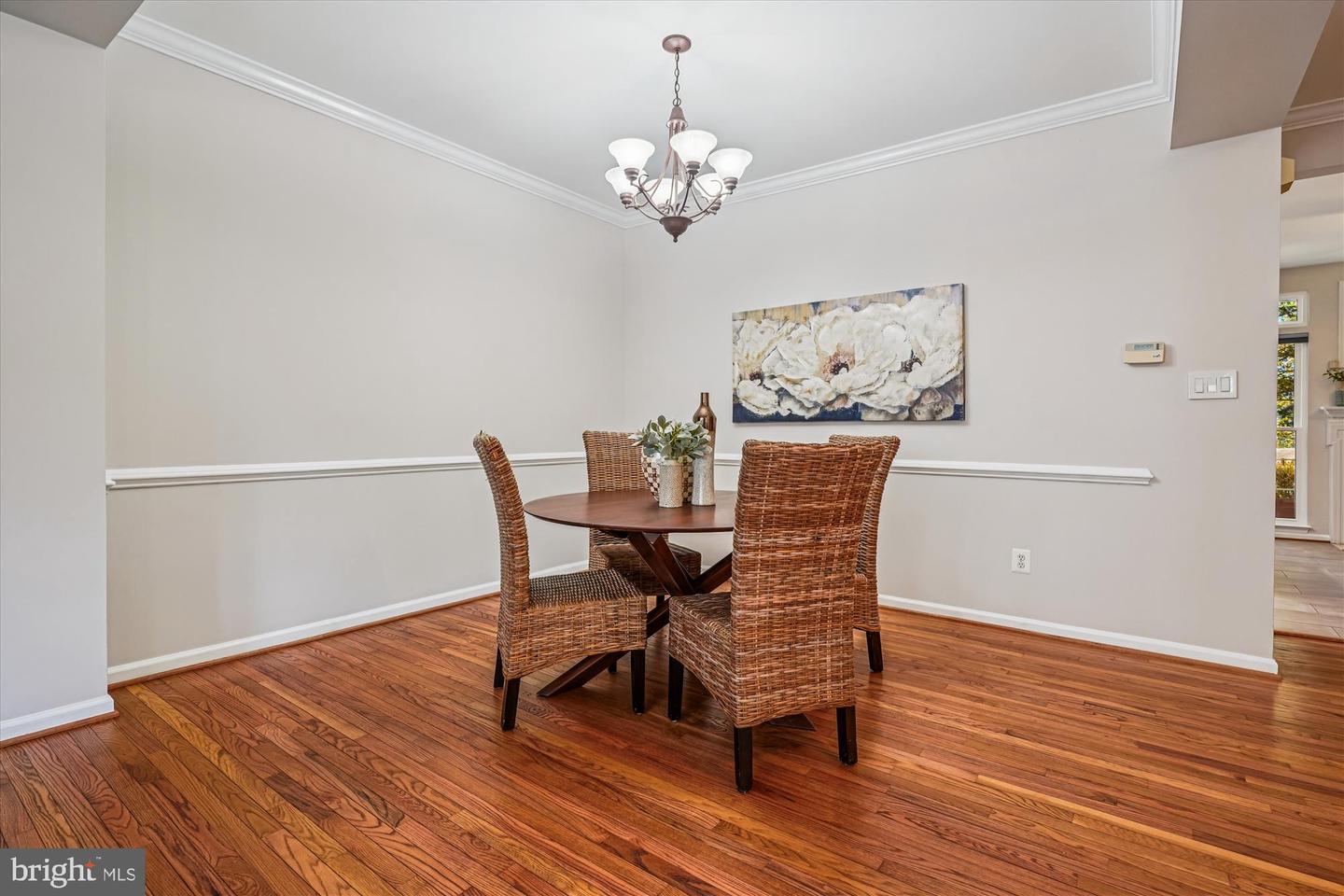 2711 MANHATTAN PL, VIENNA, Virginia 22180, 3 Bedrooms Bedrooms, 12 Rooms Rooms,3 BathroomsBathrooms,Residential,For sale,2711 MANHATTAN PL,VAFX2278002 MLS # VAFX2278002