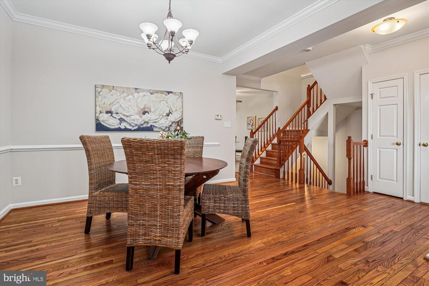 2711 MANHATTAN PL, VIENNA, Virginia 22180, 3 Bedrooms Bedrooms, 12 Rooms Rooms,3 BathroomsBathrooms,Residential,For sale,2711 MANHATTAN PL,VAFX2278002 MLS # VAFX2278002