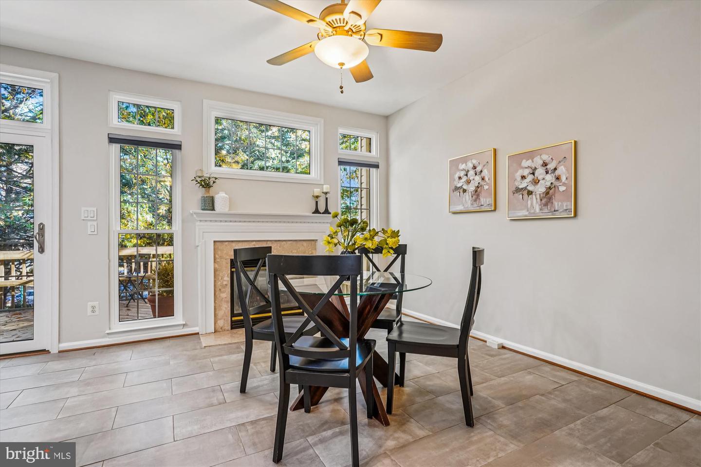 2711 MANHATTAN PL, VIENNA, Virginia 22180, 3 Bedrooms Bedrooms, 12 Rooms Rooms,3 BathroomsBathrooms,Residential,For sale,2711 MANHATTAN PL,VAFX2278002 MLS # VAFX2278002