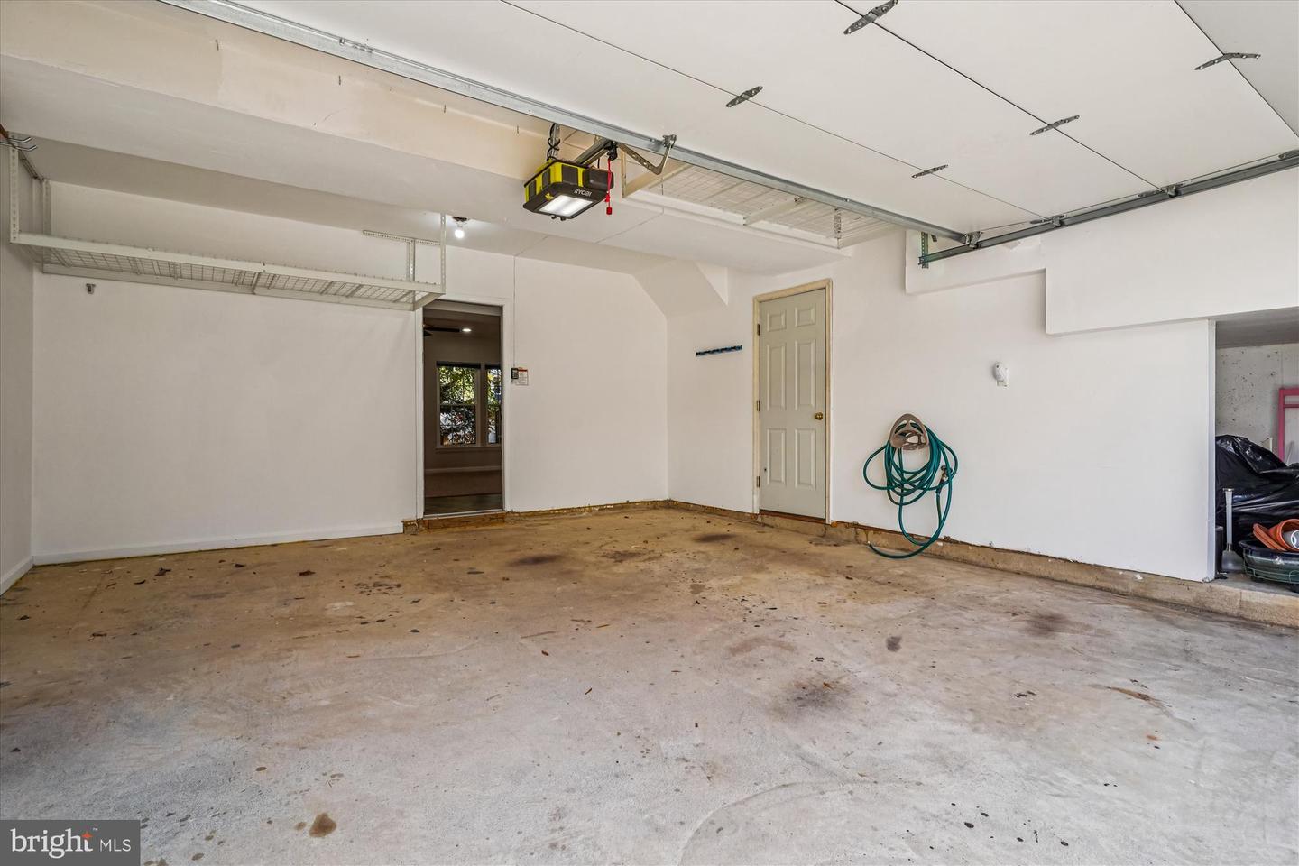 2711 MANHATTAN PL, VIENNA, Virginia 22180, 3 Bedrooms Bedrooms, 12 Rooms Rooms,3 BathroomsBathrooms,Residential,For sale,2711 MANHATTAN PL,VAFX2278002 MLS # VAFX2278002