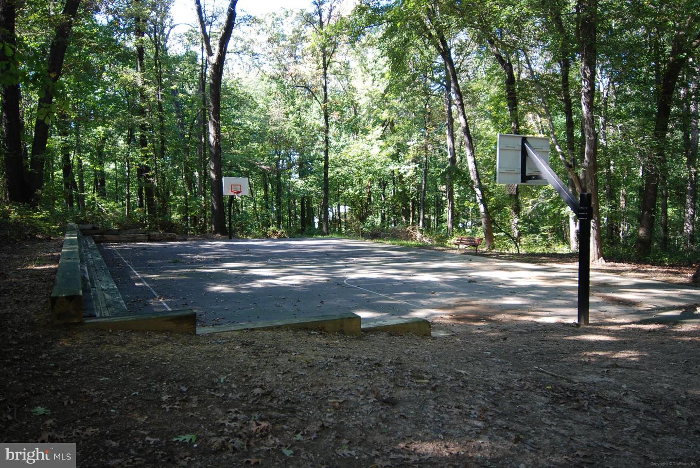 2711 MANHATTAN PL, VIENNA, Virginia 22180, 3 Bedrooms Bedrooms, 12 Rooms Rooms,3 BathroomsBathrooms,Residential,For sale,2711 MANHATTAN PL,VAFX2278002 MLS # VAFX2278002