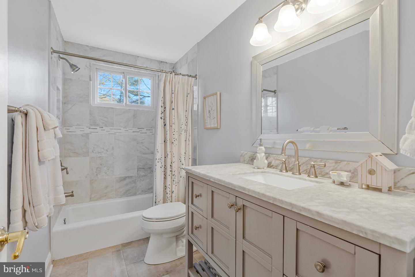 7724 DESDEMONA CT, MCLEAN, Virginia 22102, 5 Bedrooms Bedrooms, ,4 BathroomsBathrooms,Residential,For sale,7724 DESDEMONA CT,VAFX2278022 MLS # VAFX2278022 7724 DESDEMONA CT, MCLEAN, Virginia 22102, 5 Bedrooms Bedrooms, ,4 BathroomsBathrooms,Residential,For sale,7724 DESDEMONA CT,VAFX2278022 MLS # VAFX2278022